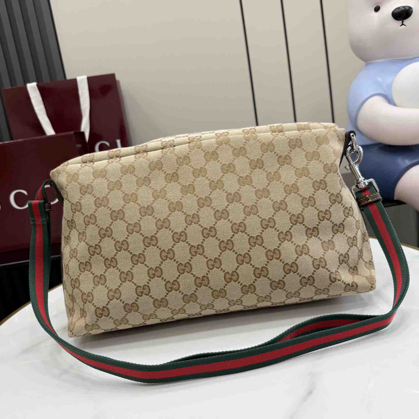 Gucci Tag Medium Crossbody Bag 875377 - DesignerGu