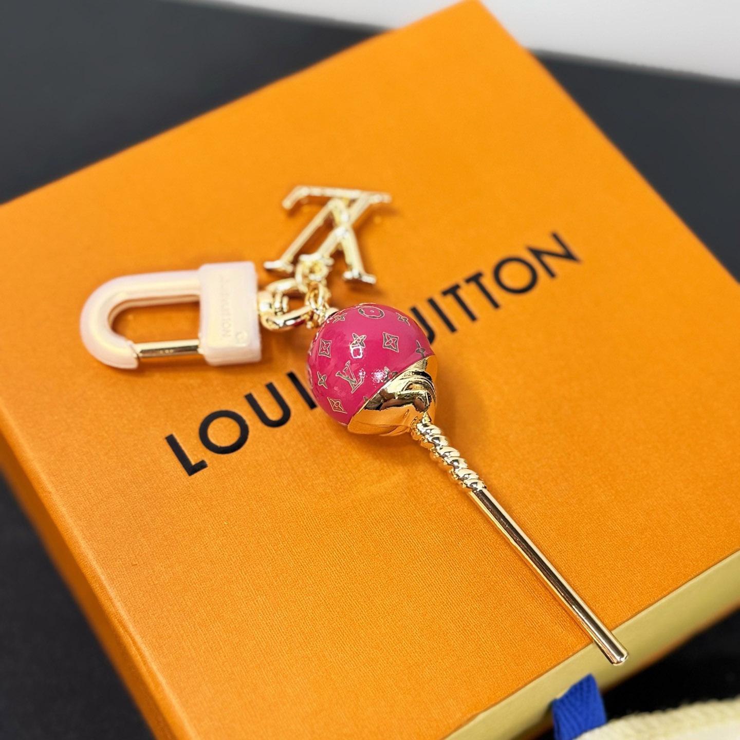 Louis Vuitton LV Sweets Bag Charm M03519 - DesignerGu