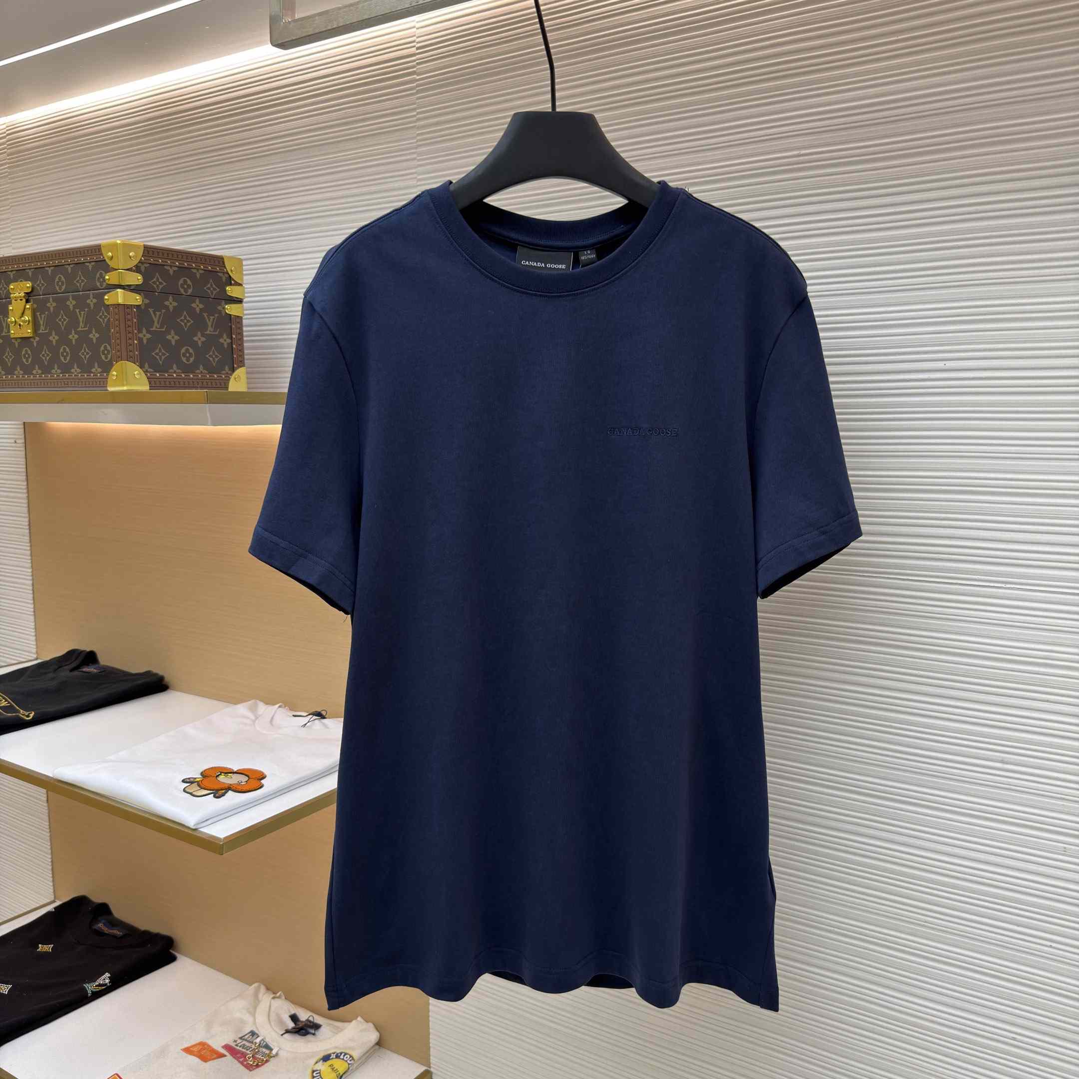 Canada Goose Logo-Embroidered T-shirt - DesignerGu