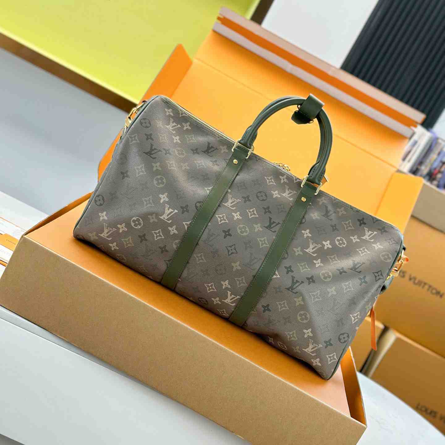 Louis Vuitton Keepall Bandoulière 50 M26959 - DesignerGu