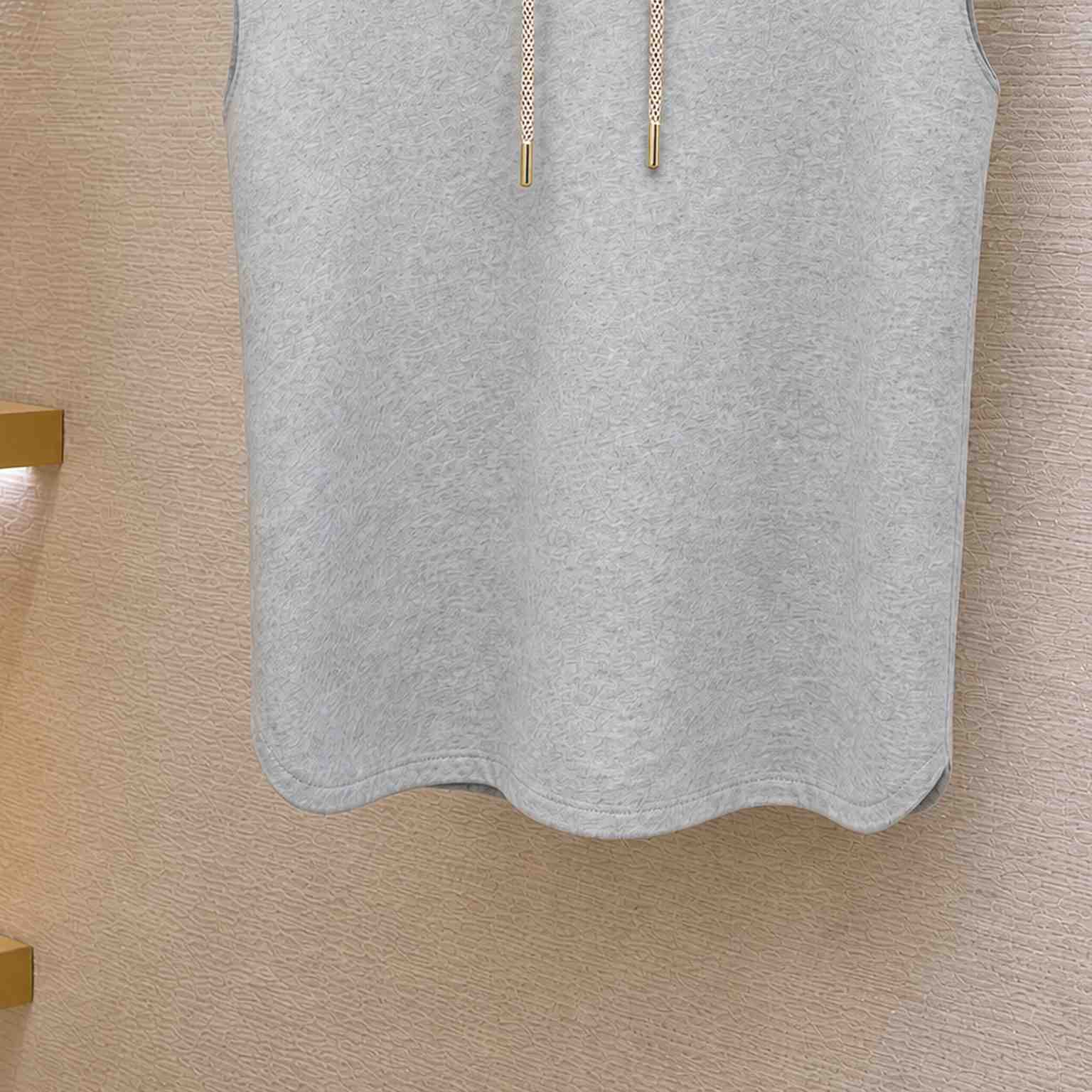 Miu Miu Logo-Patch Sleeveless Hoodie - DesignerGu