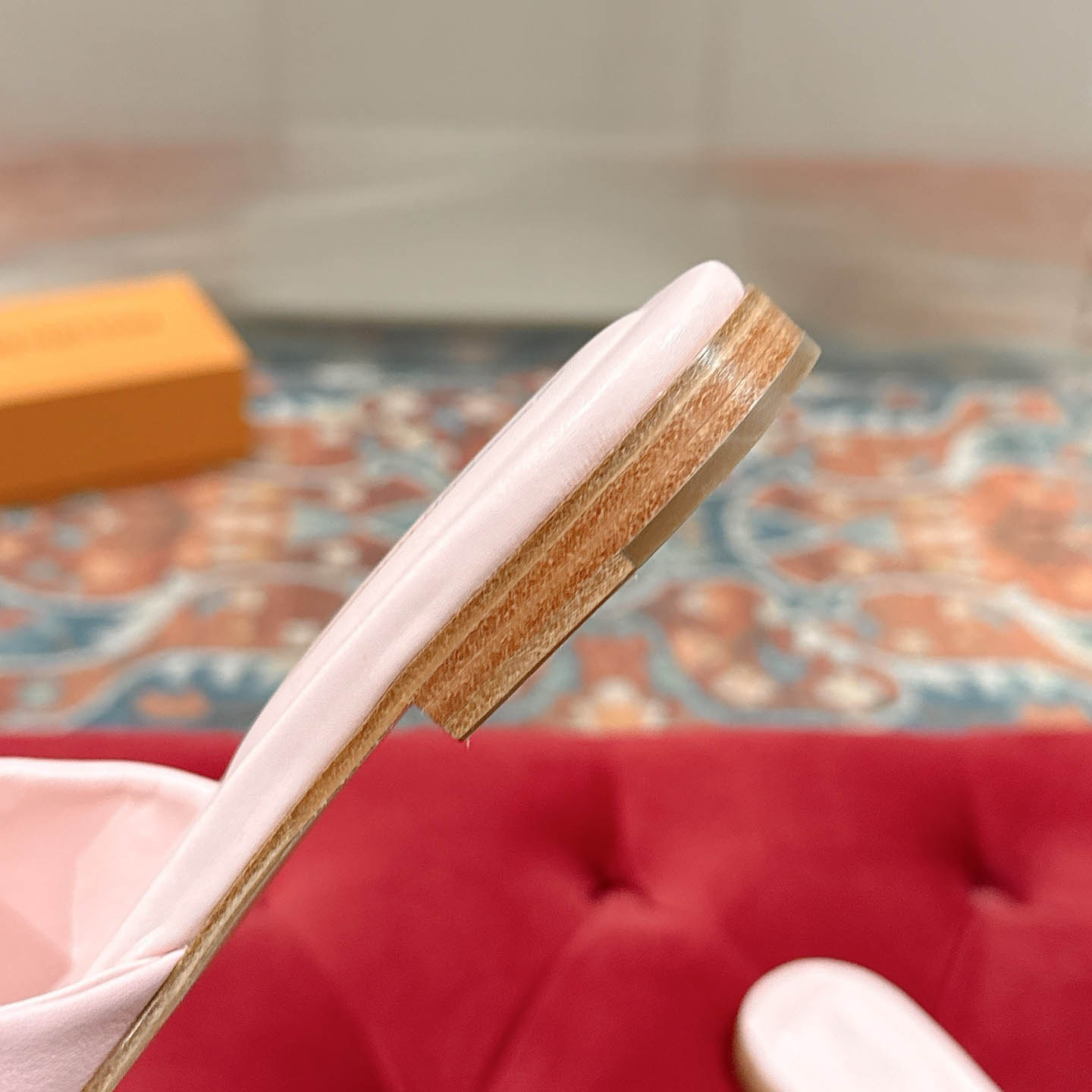Louis Vuitton LV Mare Flat Mule - DesignerGu