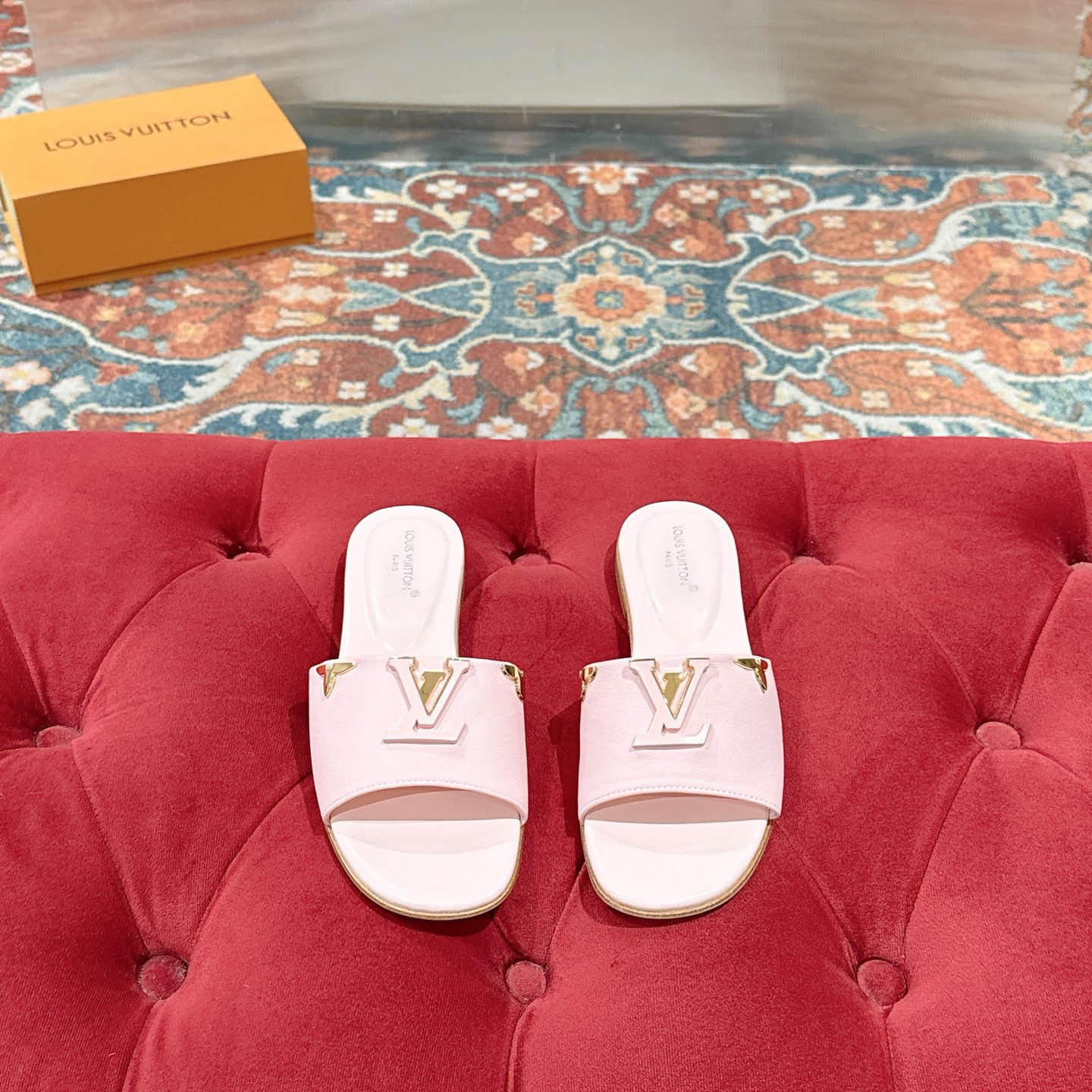 Louis Vuitton LV Mare Flat Mule - DesignerGu