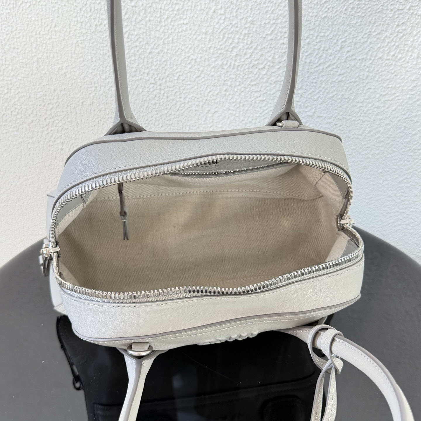 Miu Miu Vivant Nappa Leather Bag - DesignerGu