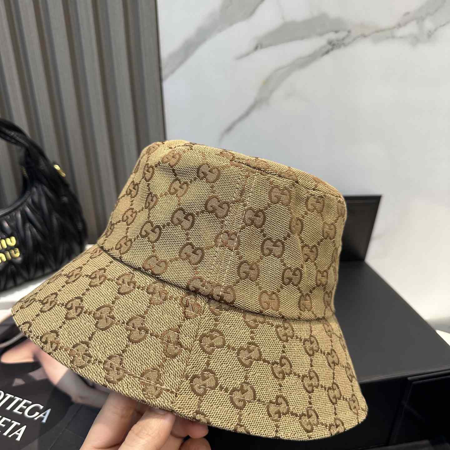 Gucci Bucket Hat - DesignerGu