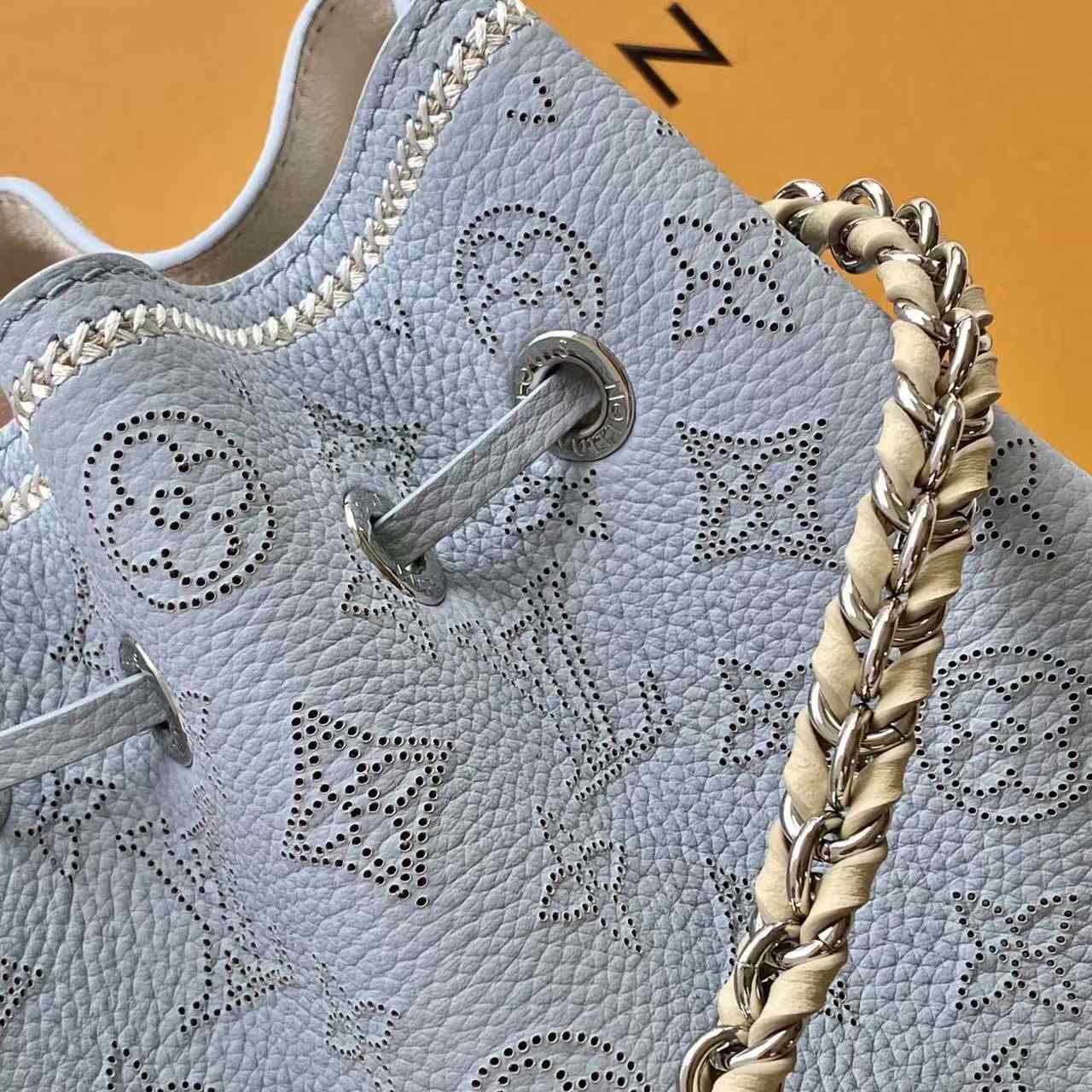Louis Vuitton Bella M28885 - DesignerGu