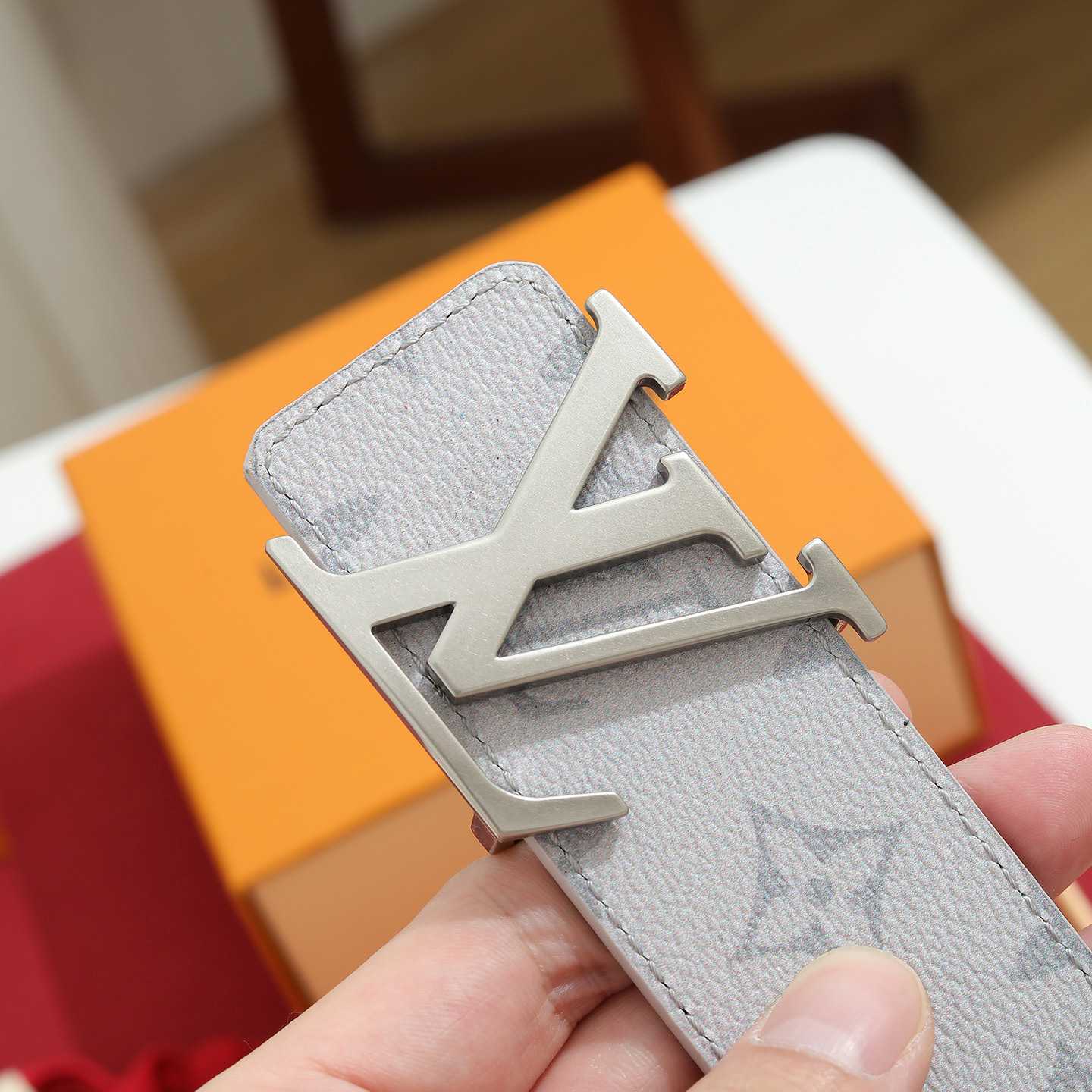 Louis Vuitton LV Initiales Monogram 40mm Reversible Belt - DesignerGu