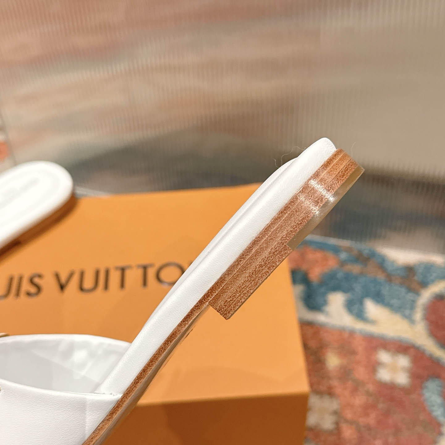 Louis Vuitton LV Mare Flat Mule - DesignerGu