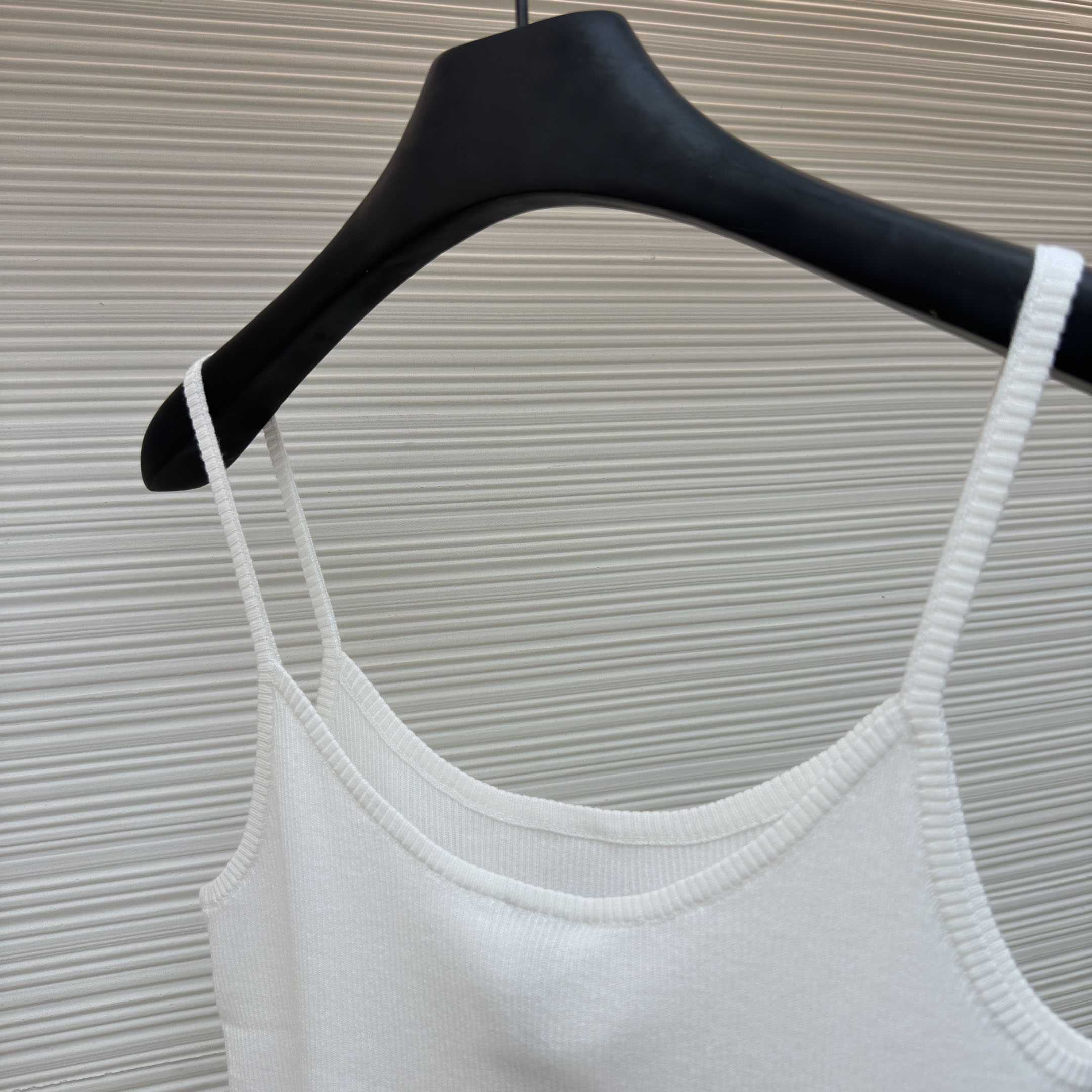Miu Miu Seamless Top - DesignerGu