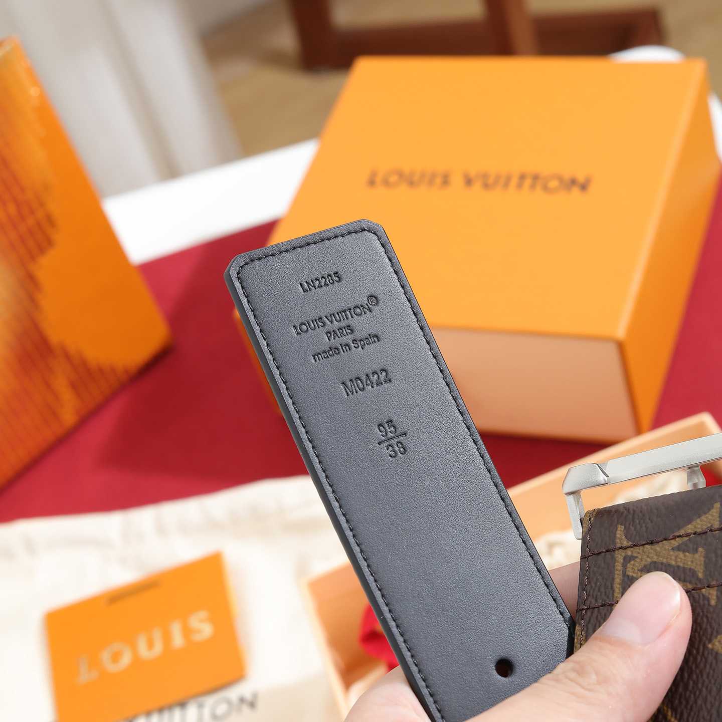 Louis Vuitton LV Pyramide 40mm Belt - DesignerGu