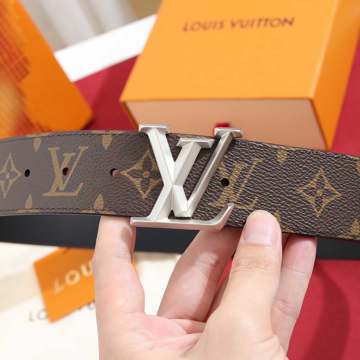 Louis Vuitton LV Pyramide 40mm Belt - DesignerGu