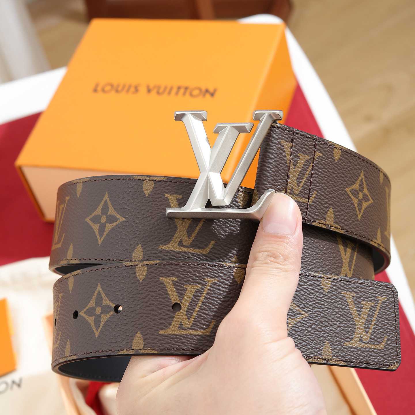 Louis Vuitton LV Pyramide 40mm Belt - DesignerGu