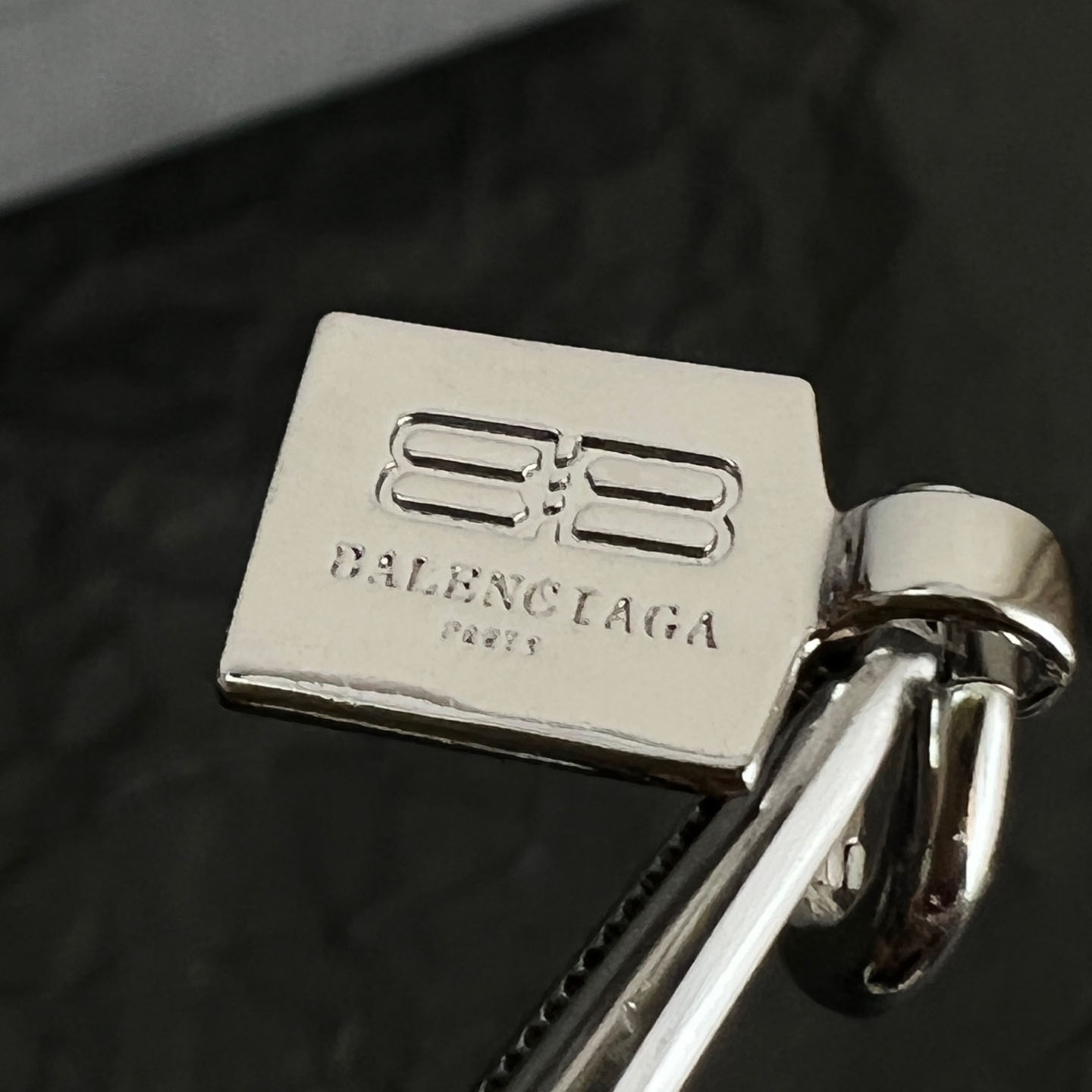 Balenciaga Malibu Pearl Earrings In Shiny Silver - DesignerGu