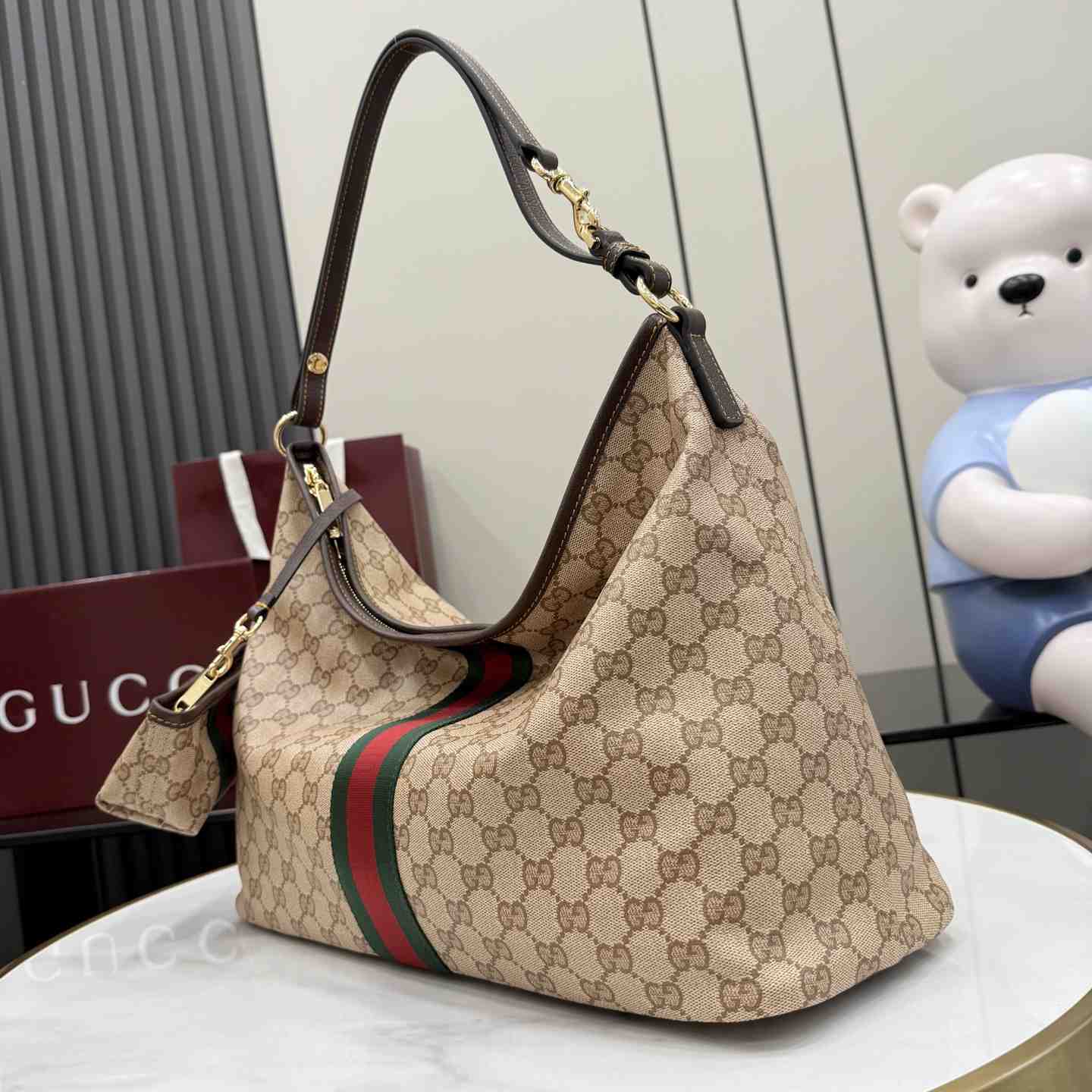 Gucci Large Shoulder Bag With Web A008NS - DesignerGu