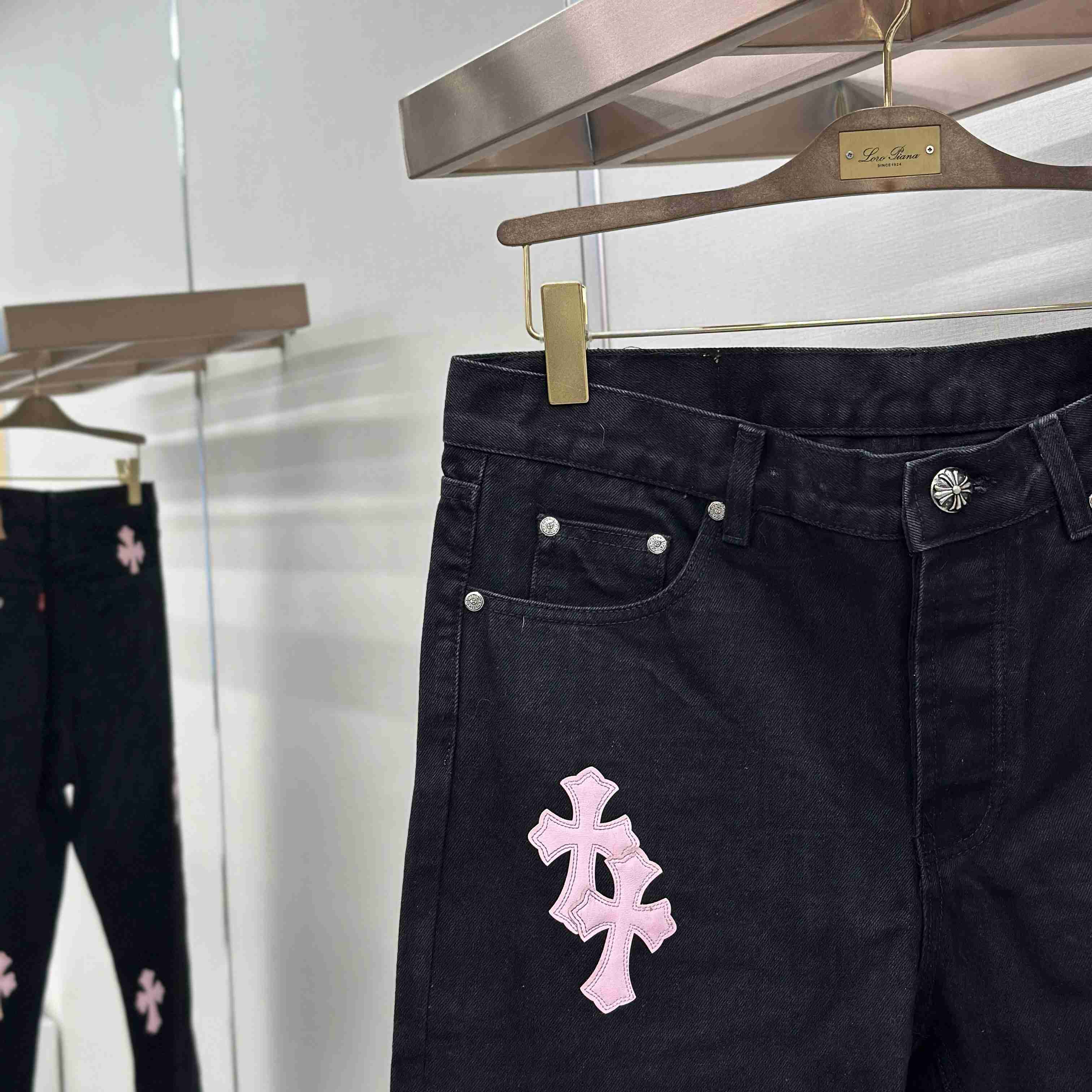 Chrome Hearts Jeans - DesignerGu