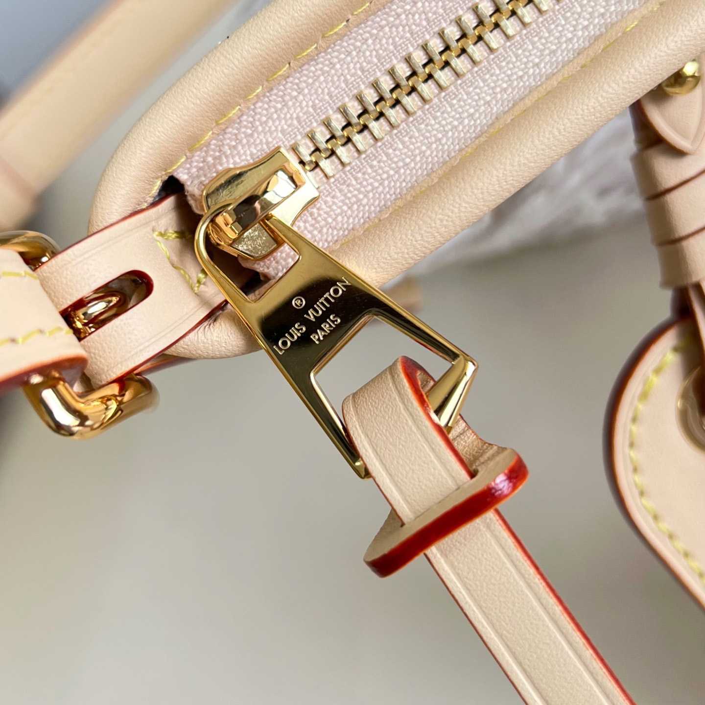 Louis Vuitton Carryall East-West M2A136 - DesignerGu