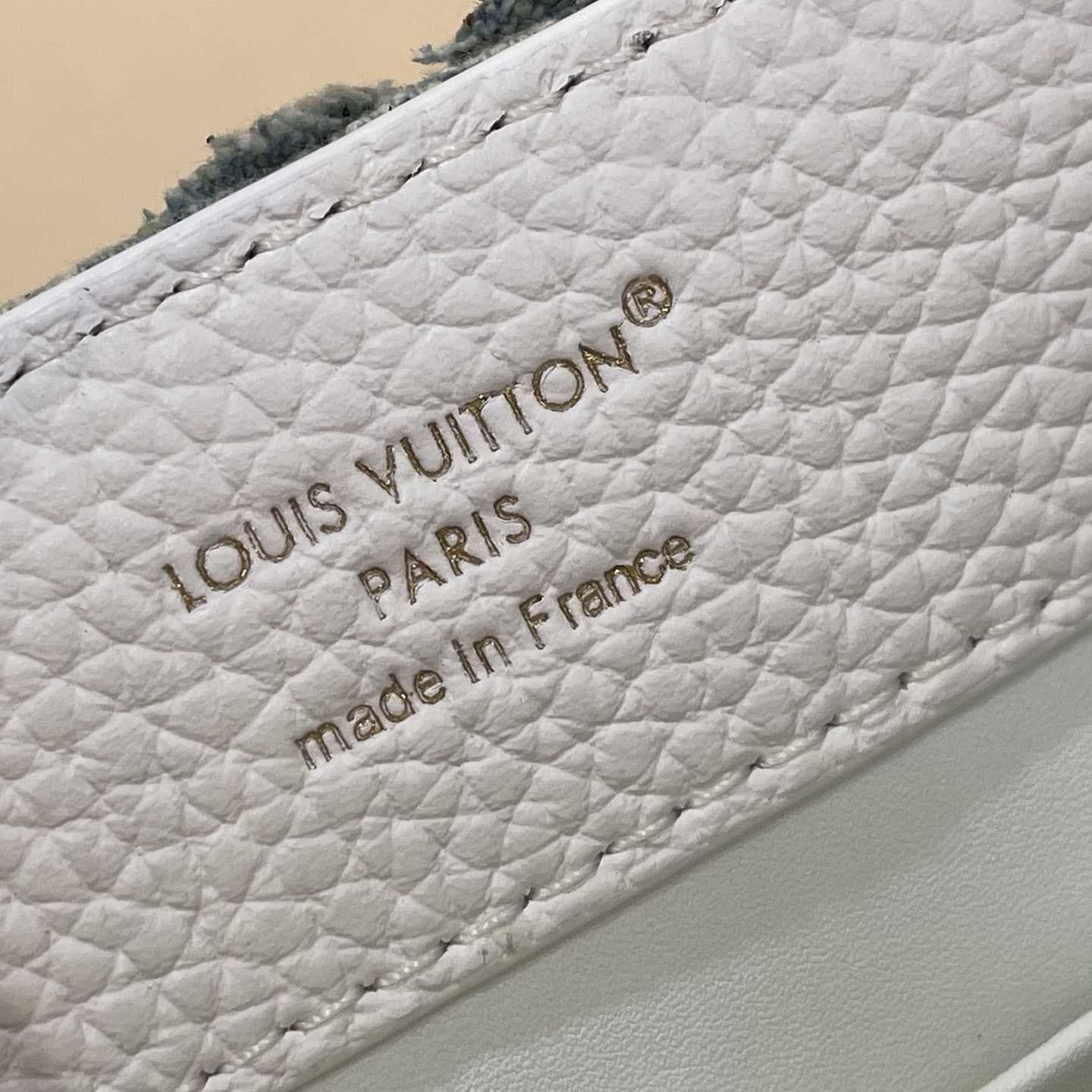 Louis Vuitton Capucines Mini M28305 - DesignerGu