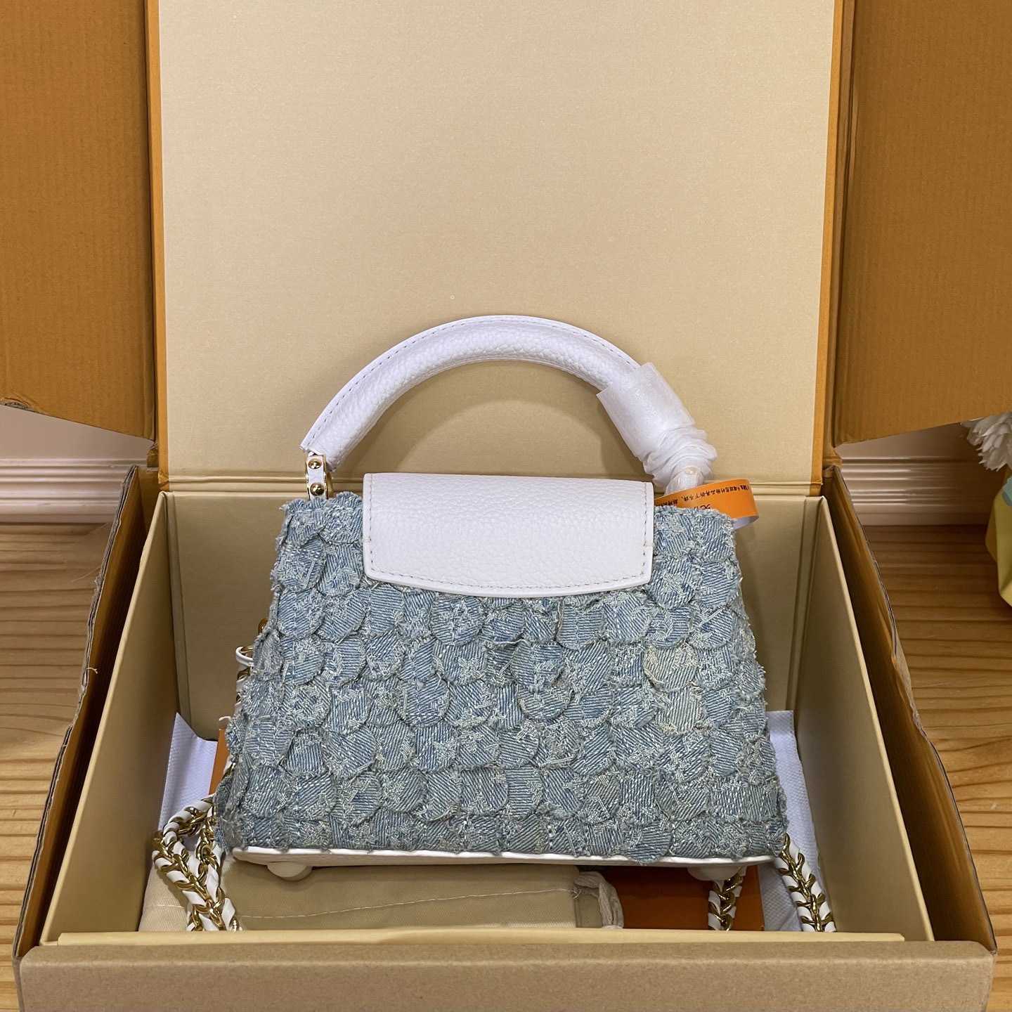 Louis Vuitton Capucines Mini M28305 - DesignerGu