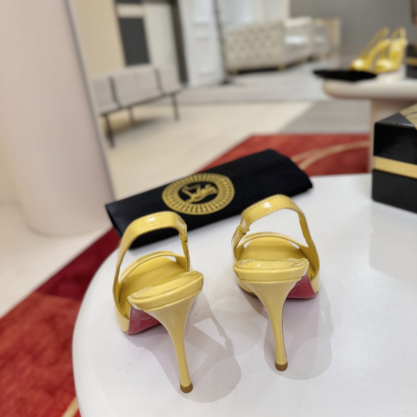 Christian Louboutin Sofia Z - DesignerGu