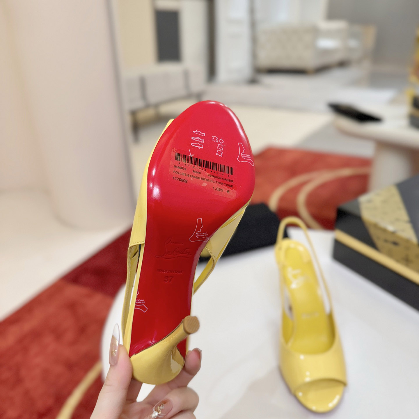 Christian Louboutin Sofia Z - DesignerGu