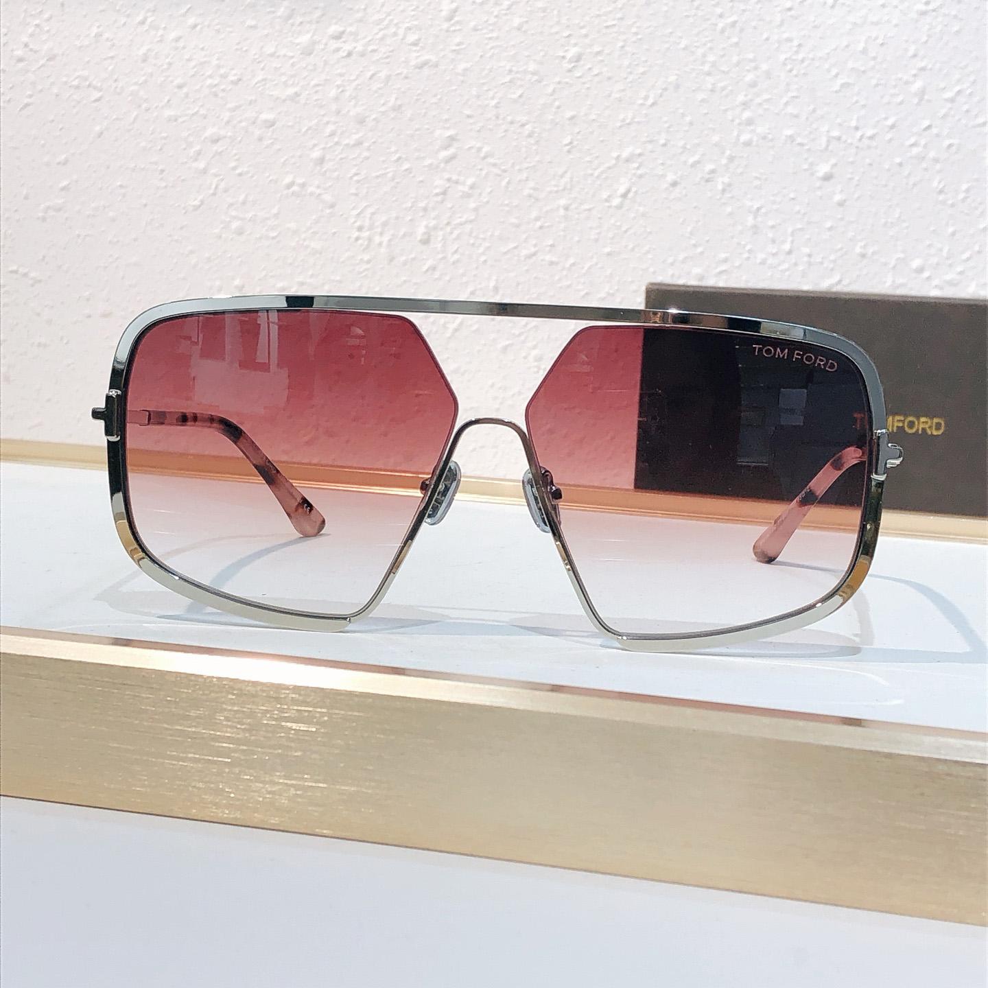 Tom Ford TF867 Sunglasses - DesignerGu