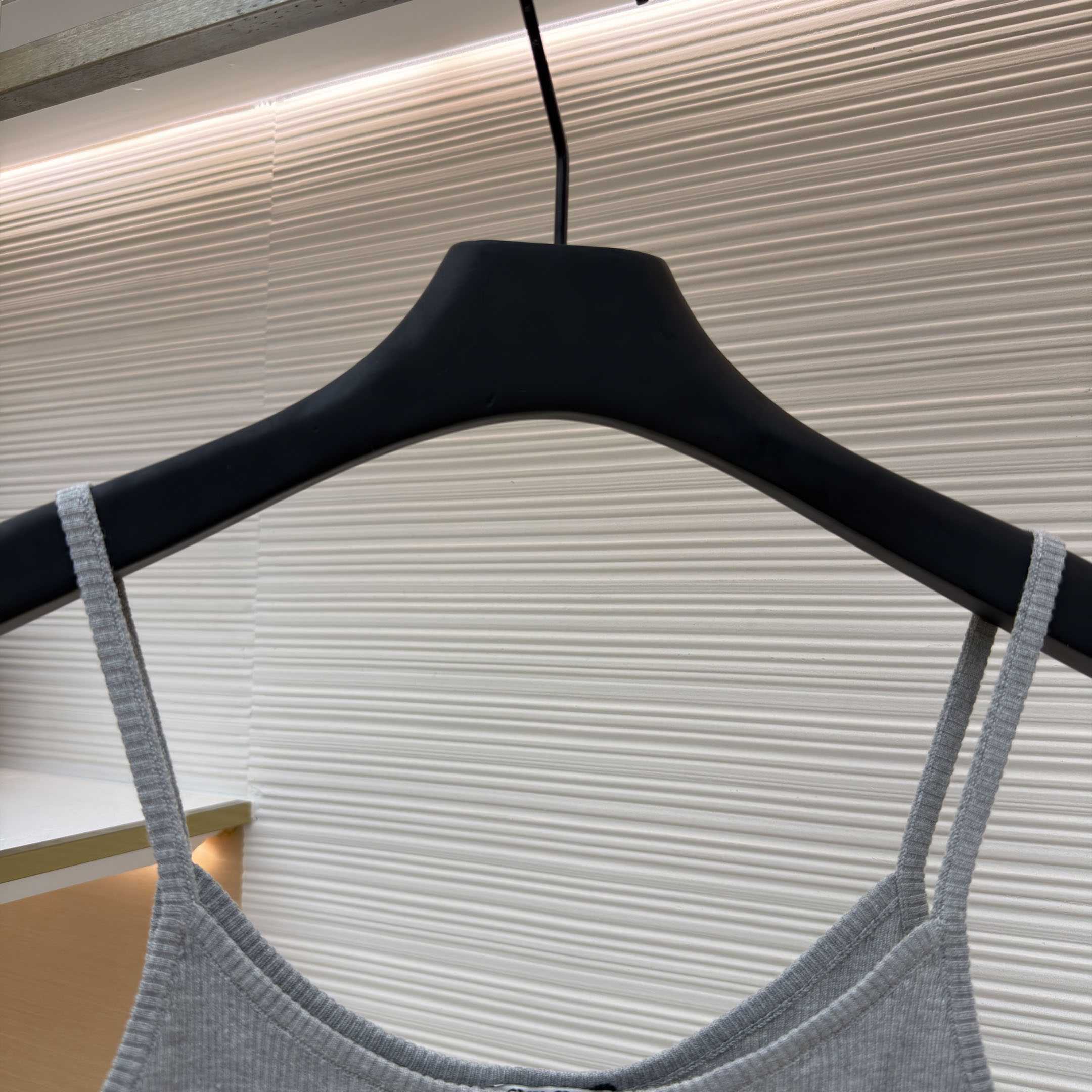 Miu Miu Seamless Top - DesignerGu