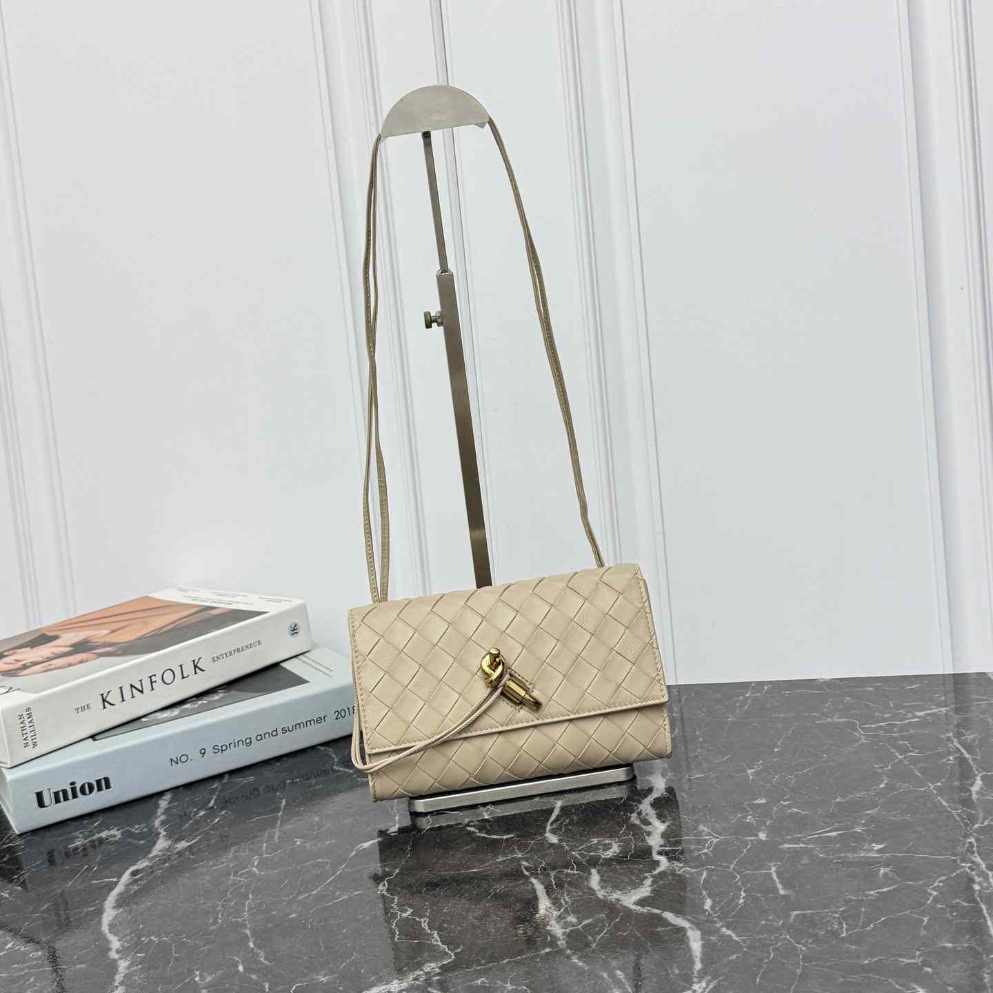 Bottega Veneta Andiamo Pouch On Strap - DesignerGu