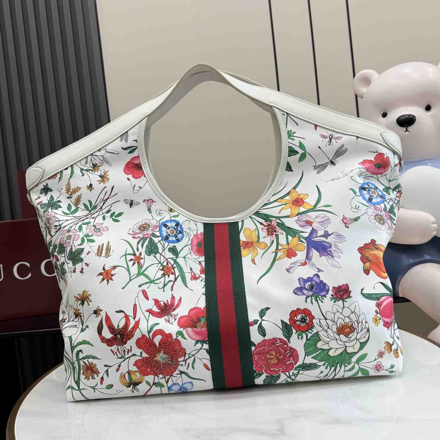 Gucci Giglio Flora Large Tote Bag 853971 - DesignerGu