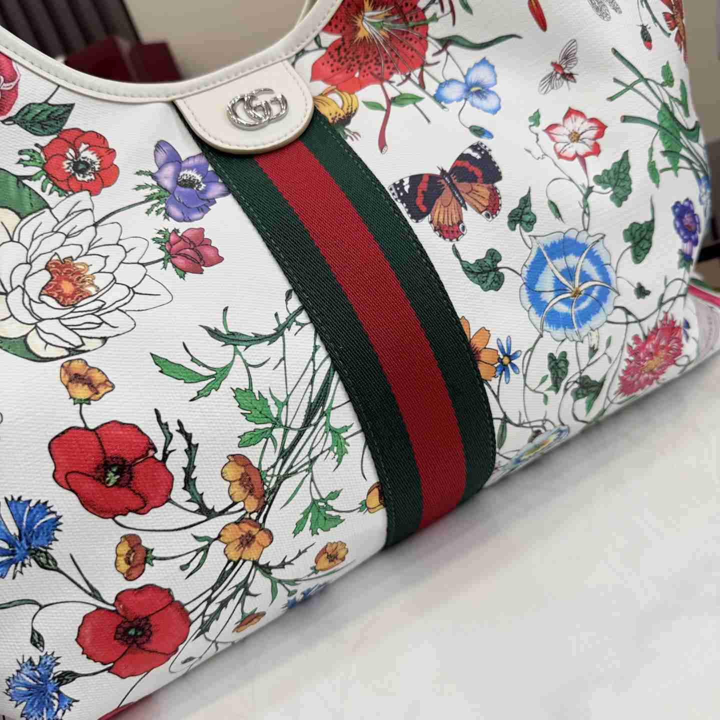Gucci Giglio Flora Large Tote Bag 853971 - DesignerGu
