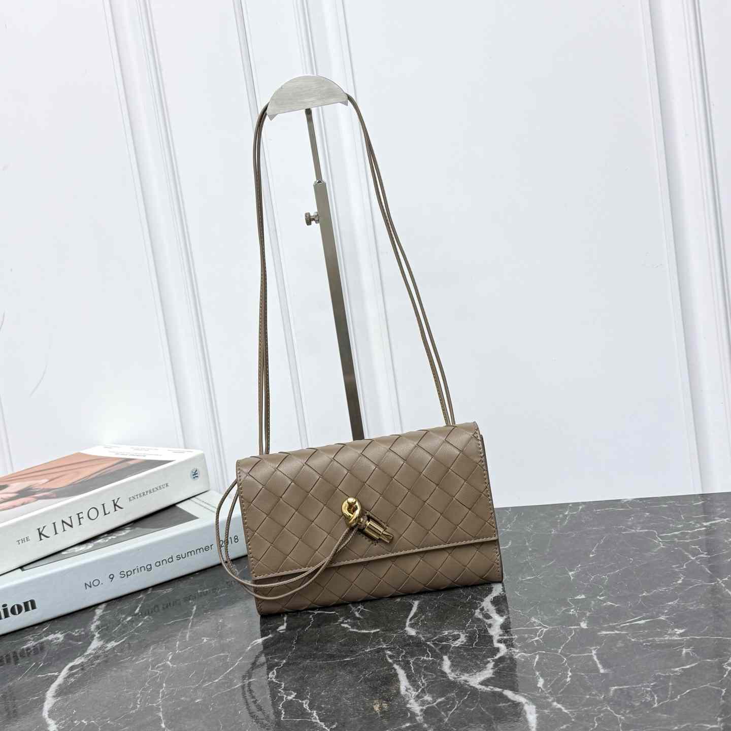 Bottega Veneta Andiamo Pouch On Strap - DesignerGu
