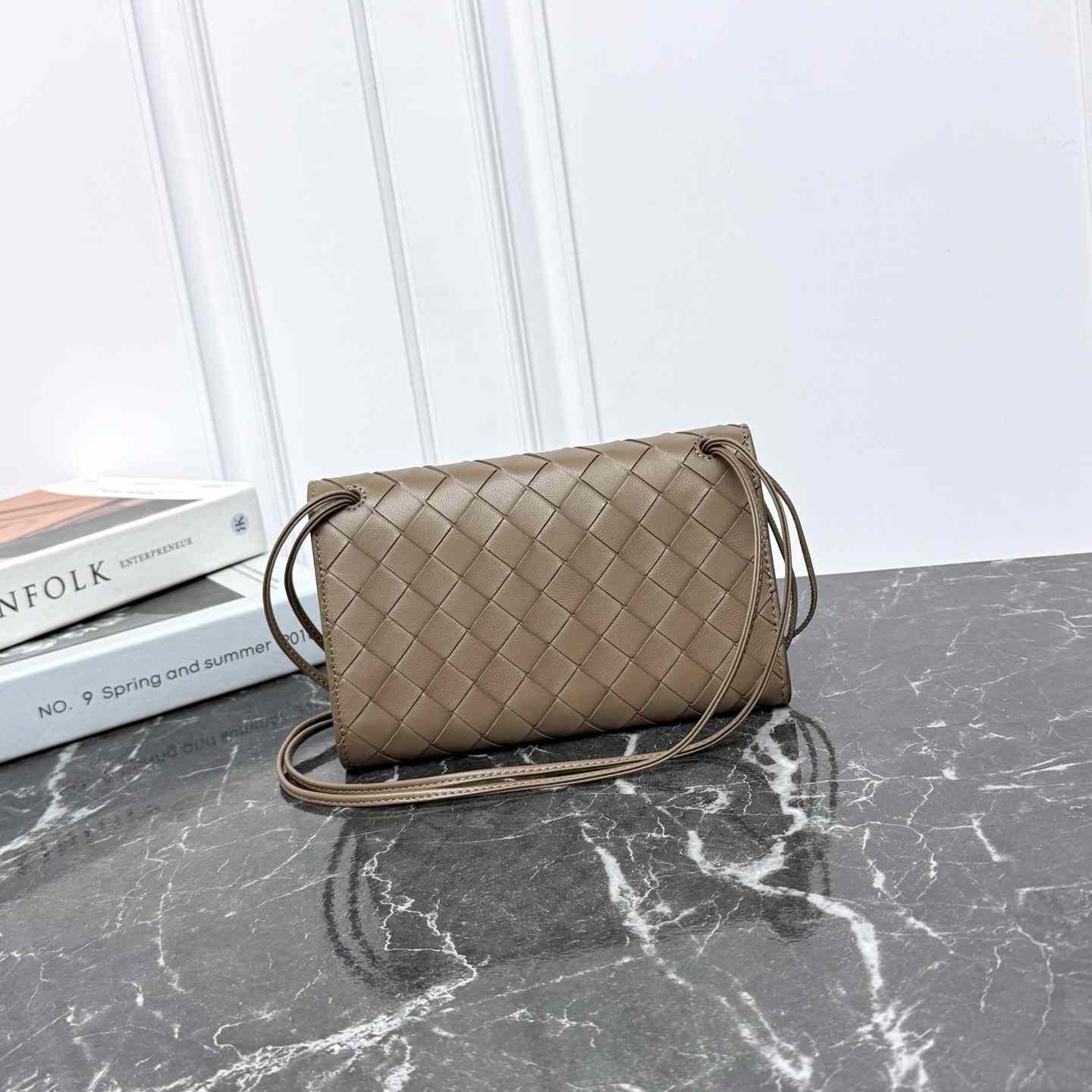 Bottega Veneta Andiamo Pouch On Strap - DesignerGu