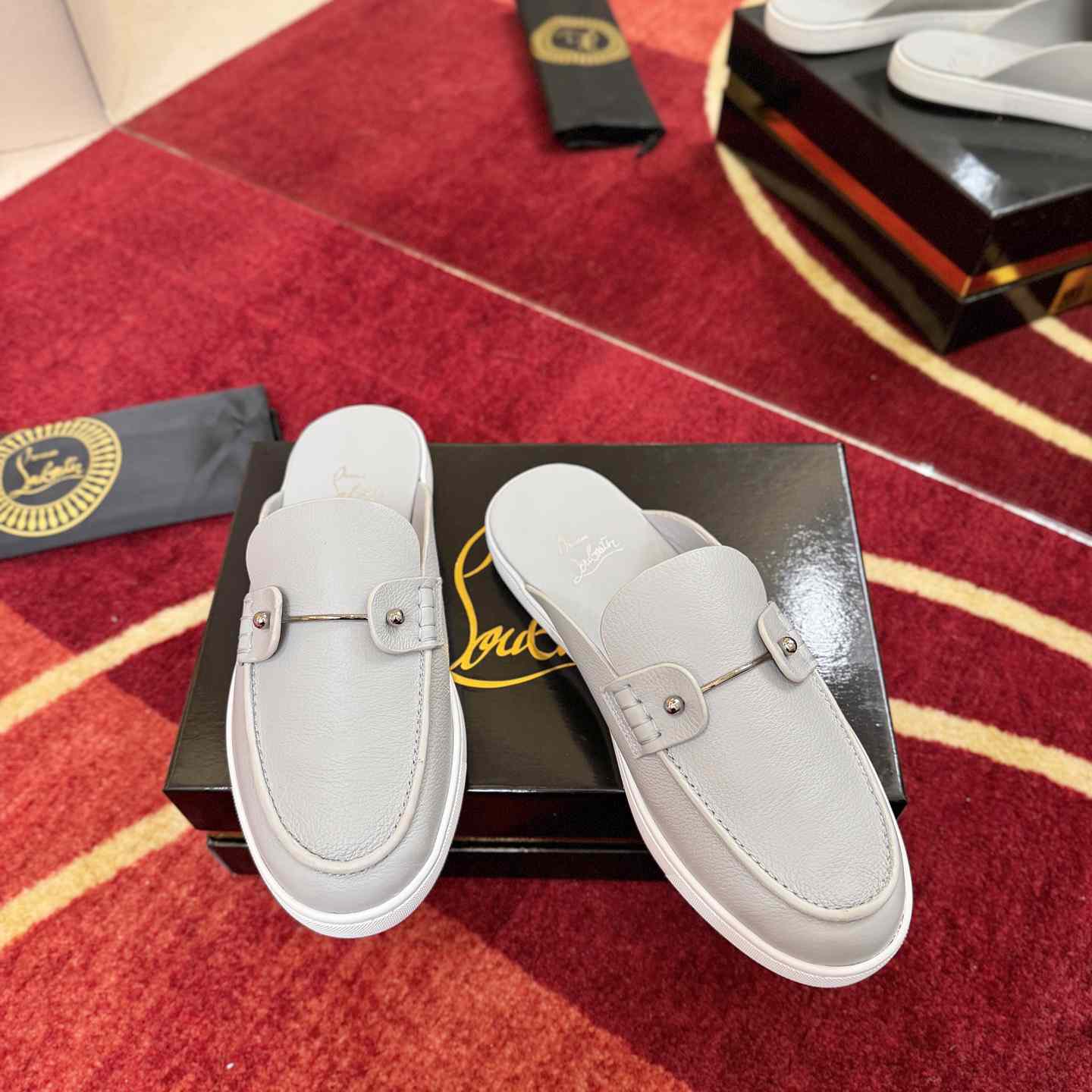Christian Louboutin Chanme Donna Leather Boat Shoe Mules - DesignerGu