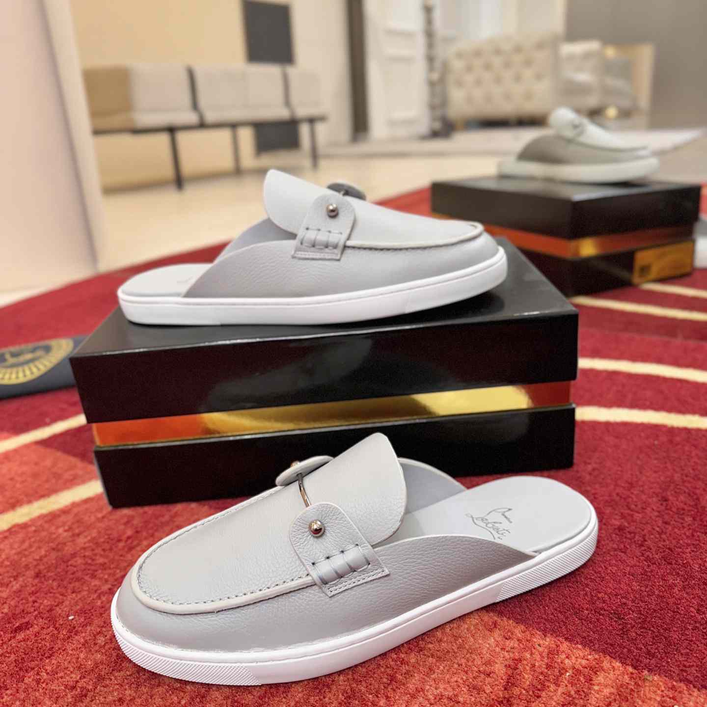 Christian Louboutin Chanme Donna Leather Boat Shoe Mules - DesignerGu