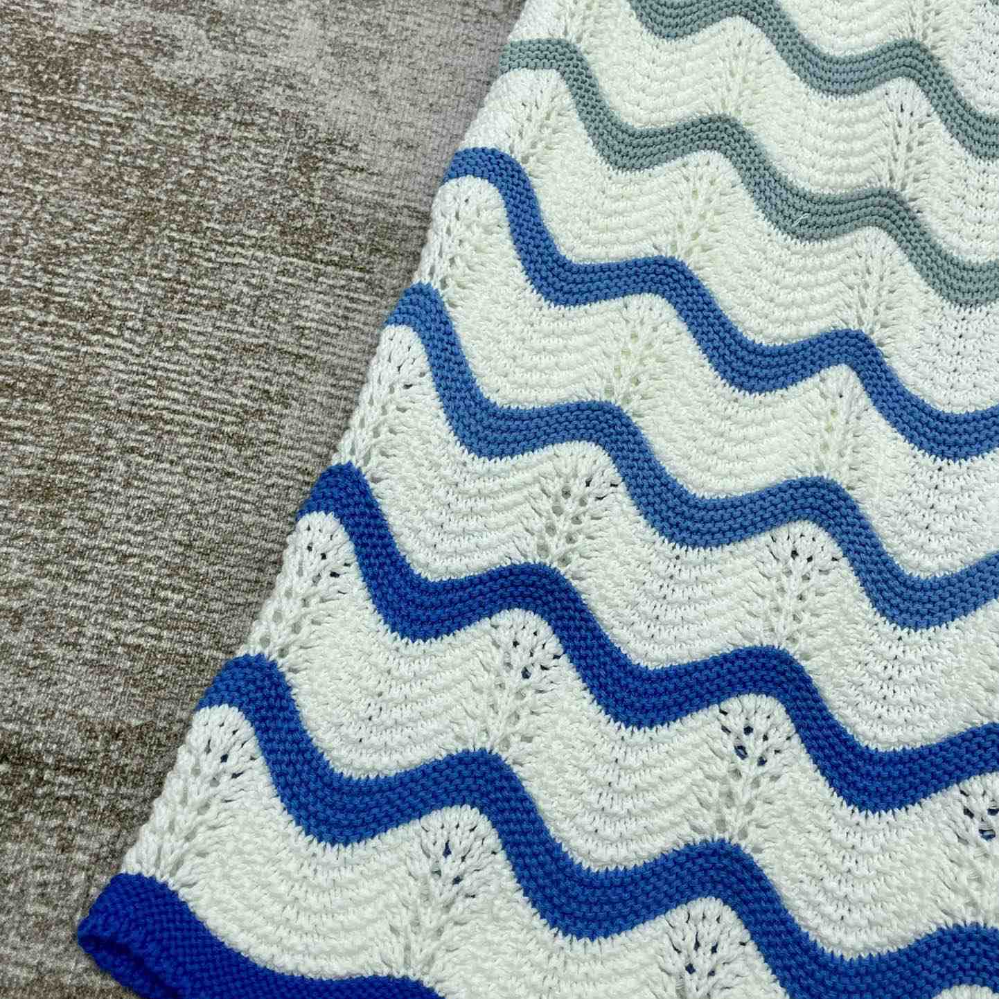 Casablanca Wavy Gradient Crochet Shorts D0036 - DesignerGu