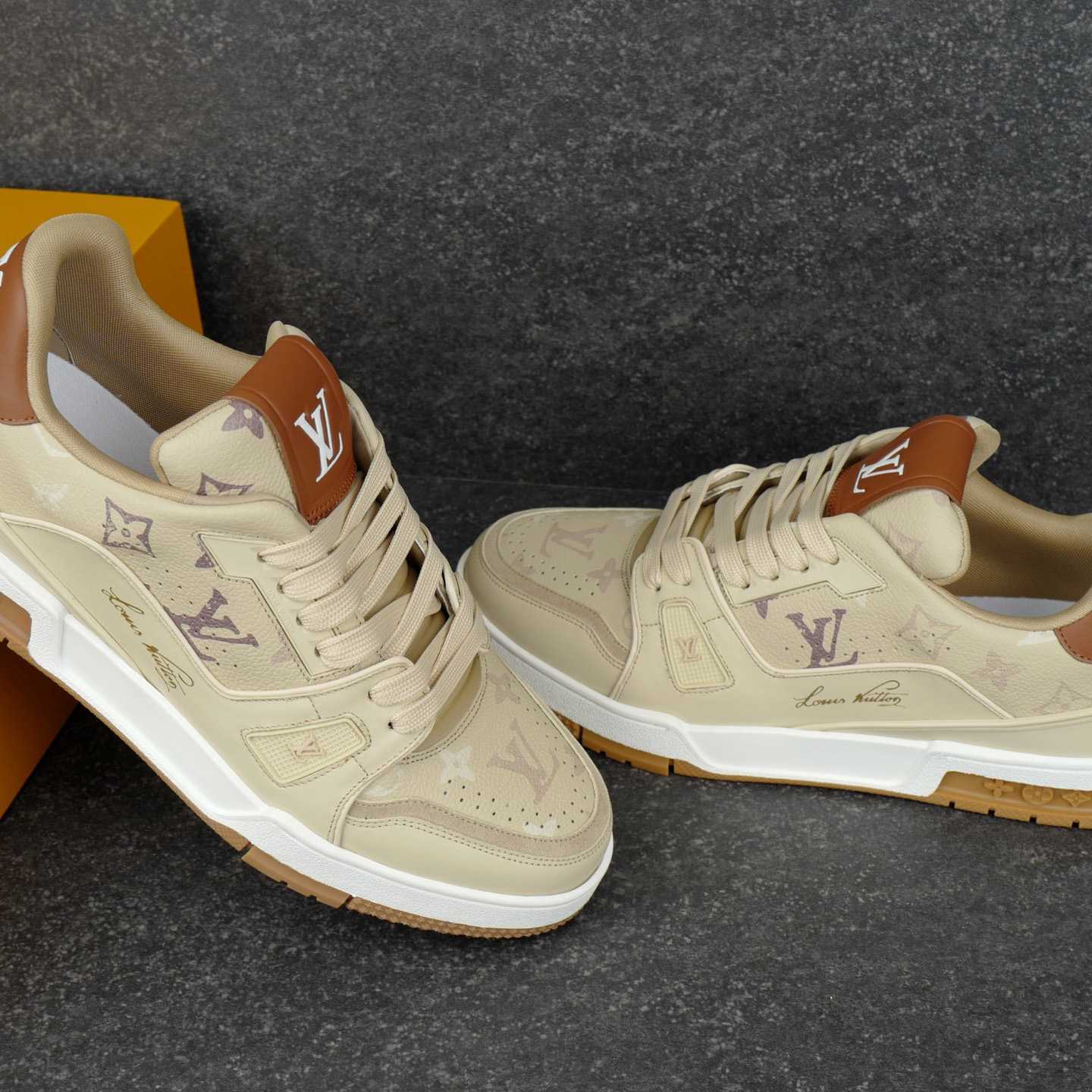 Louis Vuitton LV Trainer Sneaker 1AKDJM（upon uk size） - DesignerGu