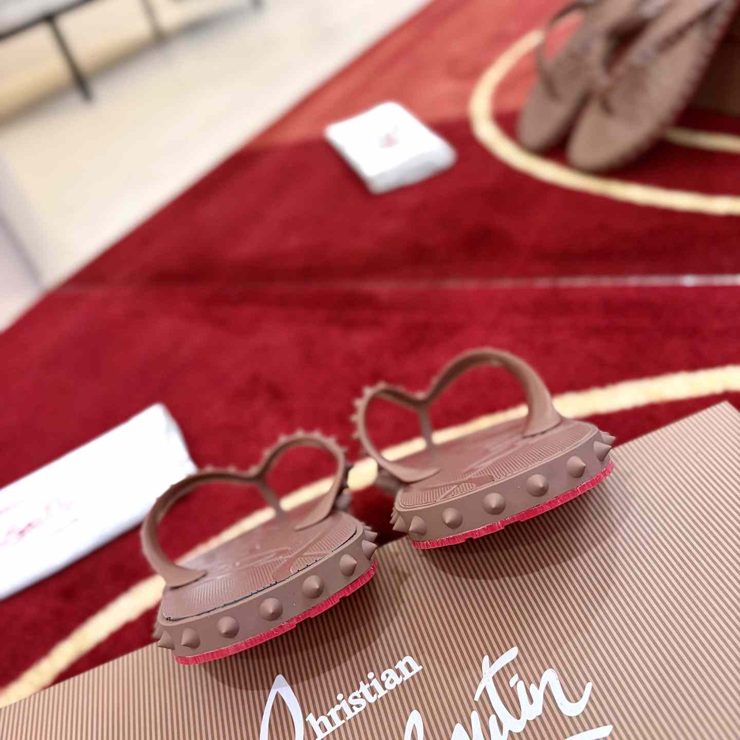 Christian Louboutin Super Loubi Flip Flops - DesignerGu