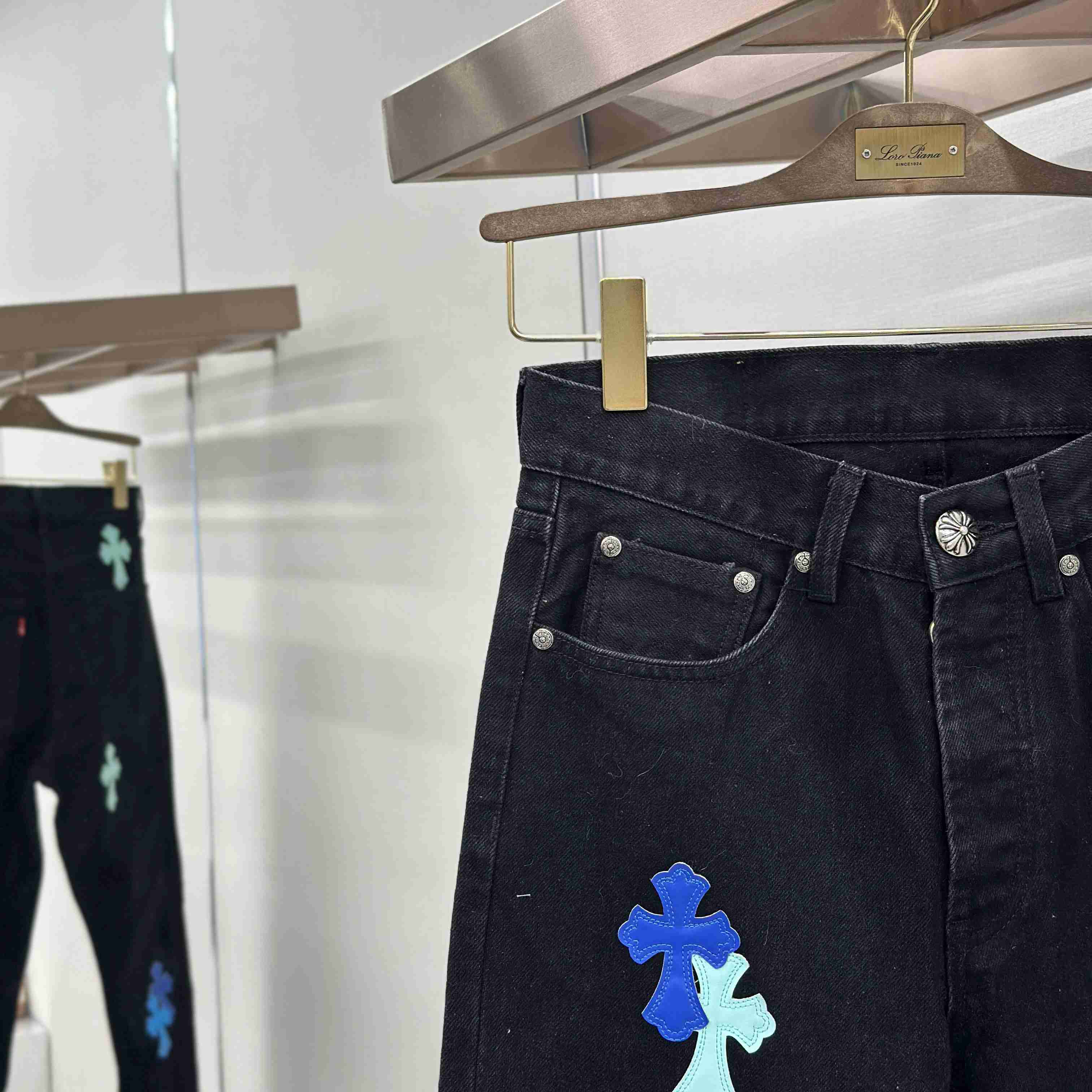 Chrome Hearts Jeans - DesignerGu