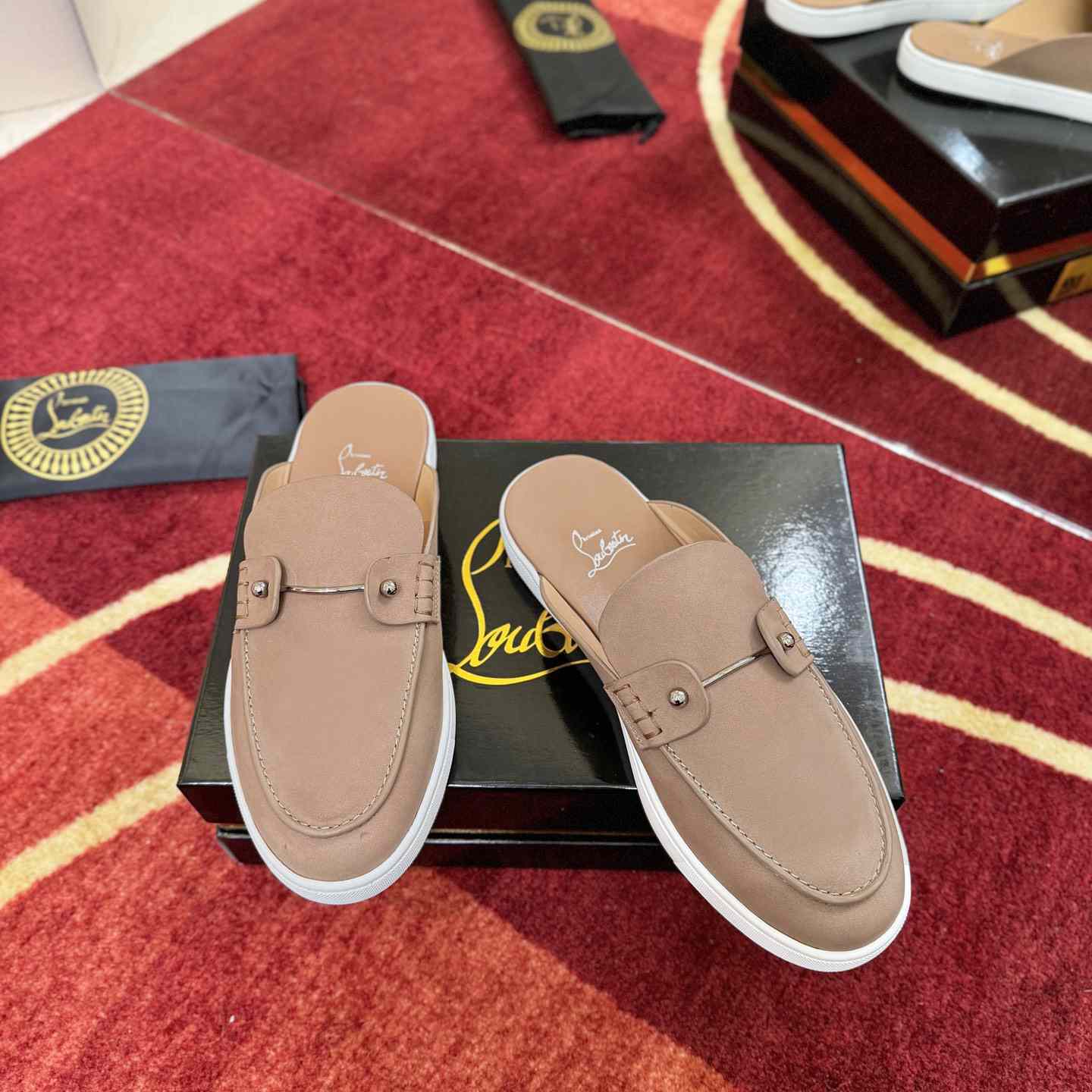 Christian Louboutin Chanme Donna Leather Boat Shoe Mules - DesignerGu