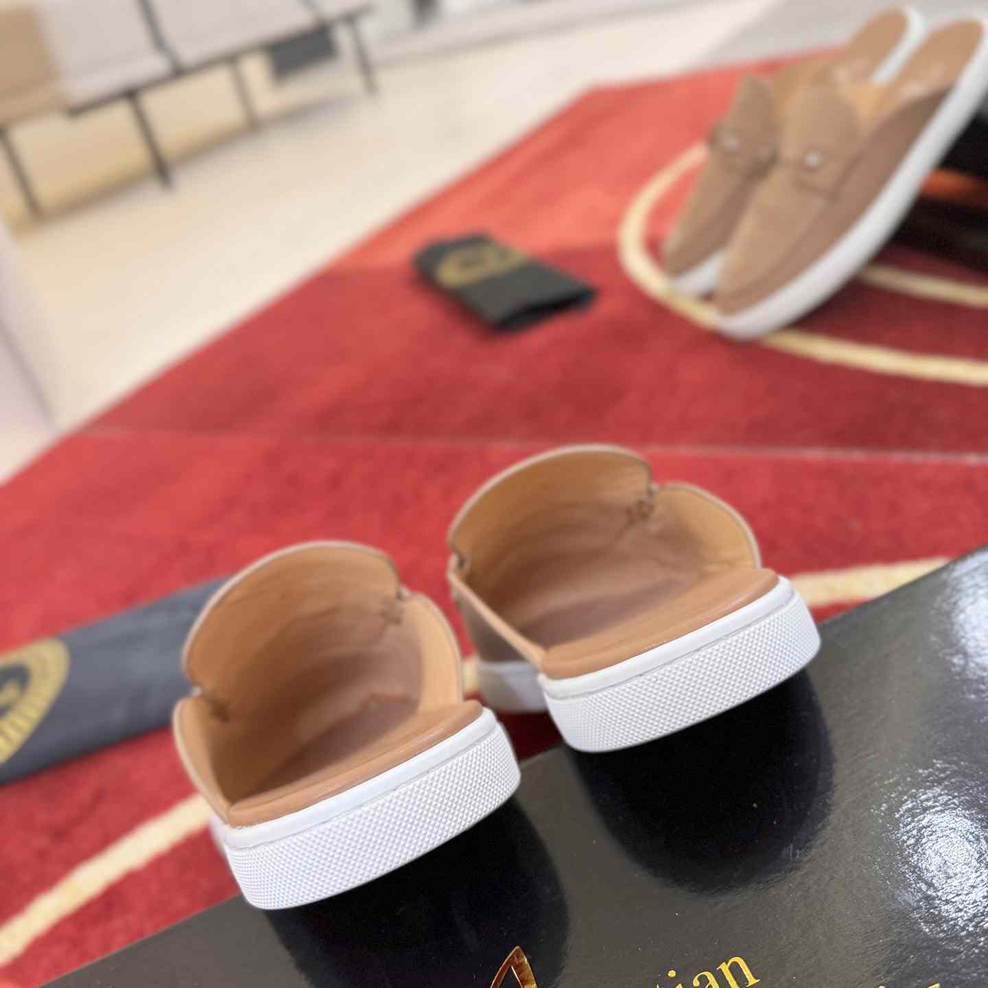 Christian Louboutin Chanme Donna Leather Boat Shoe Mules - DesignerGu