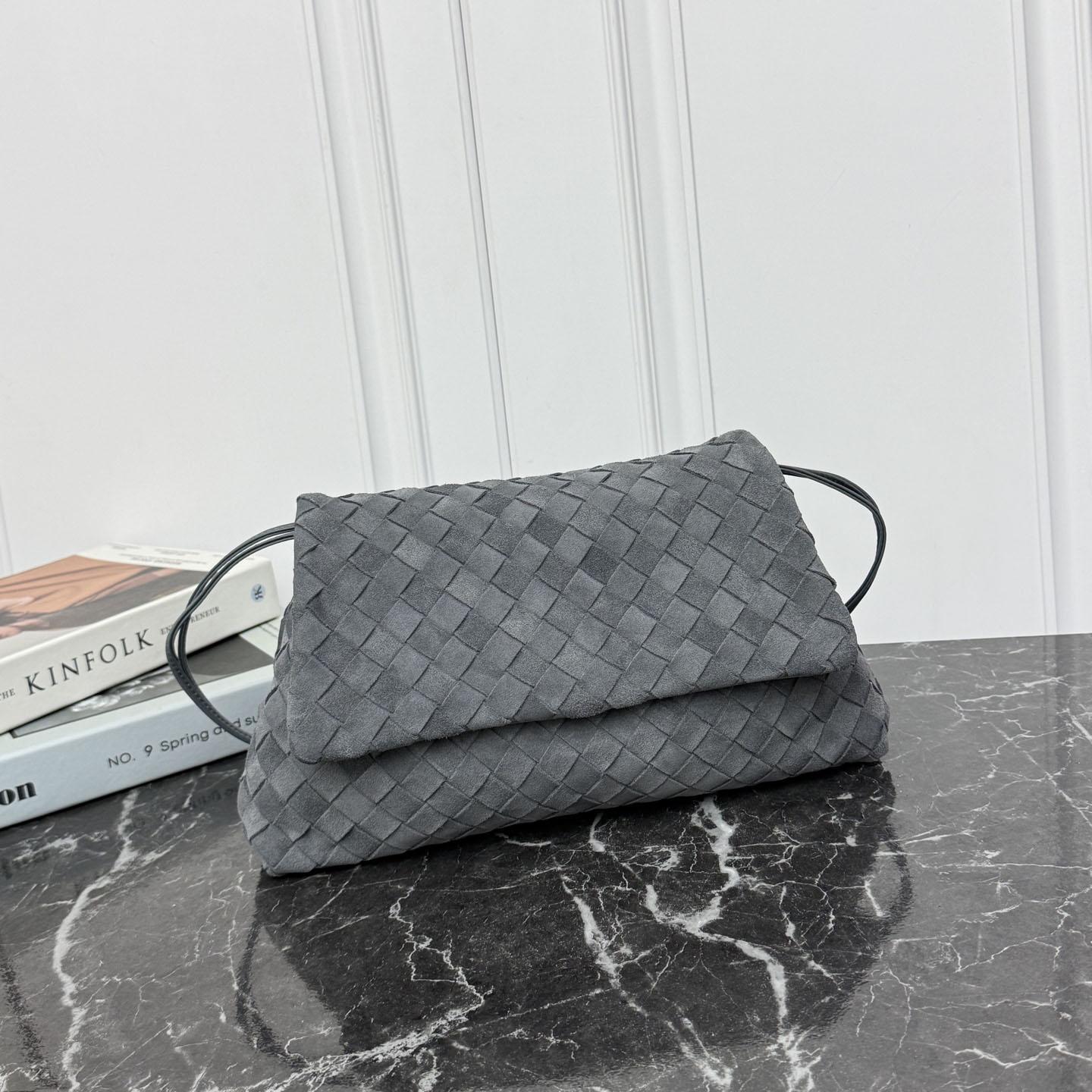 Bottega Veneta Giorno - DesignerGu