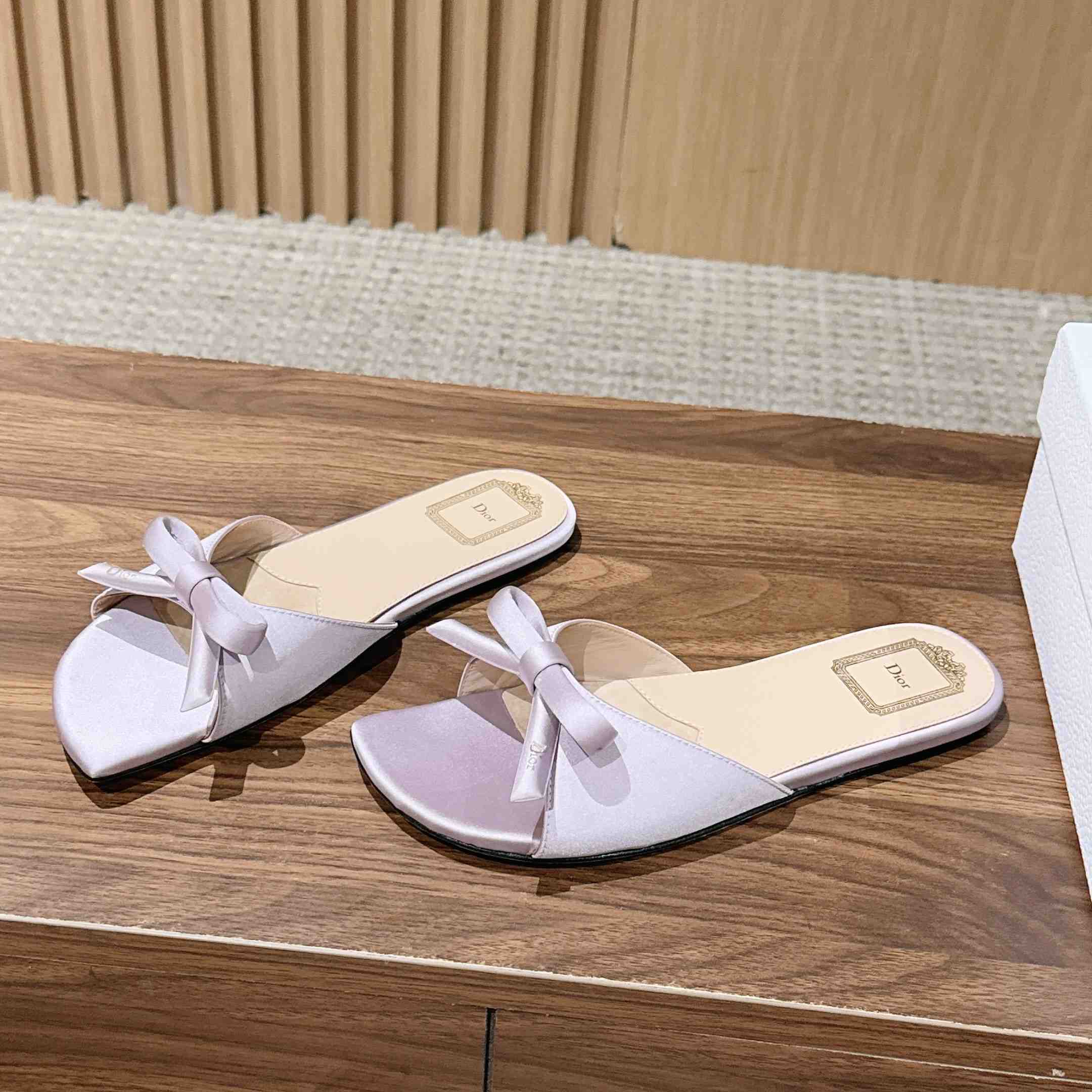 Dior Bow Slide - DesignerGu