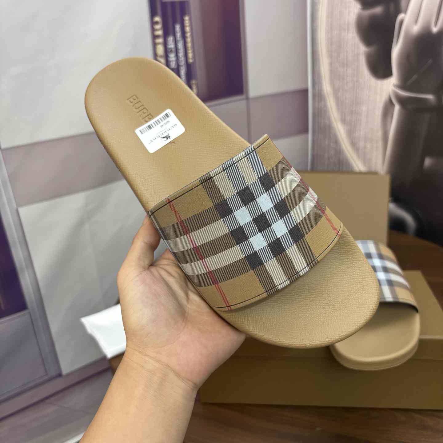 Burberry Check Slides - DesignerGu
