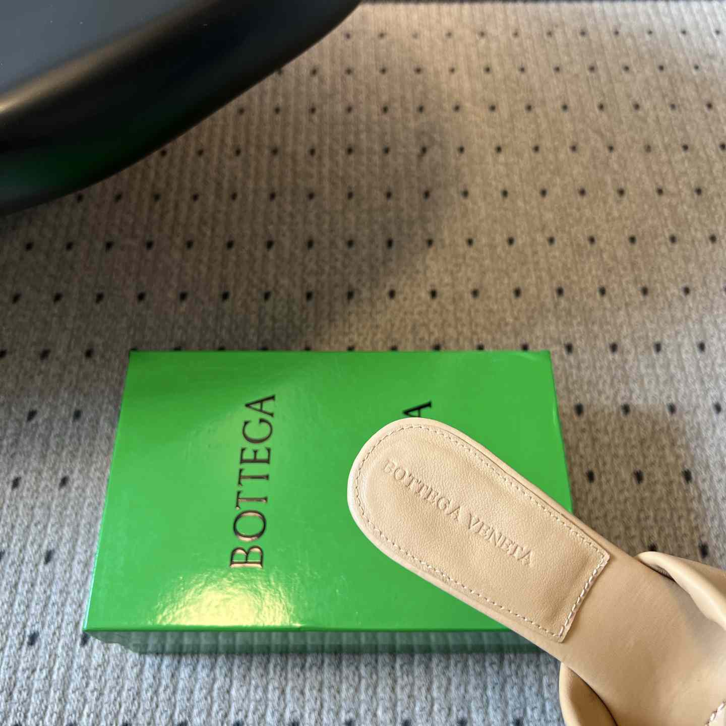 Bottega Veneta Cherry Mule - DesignerGu