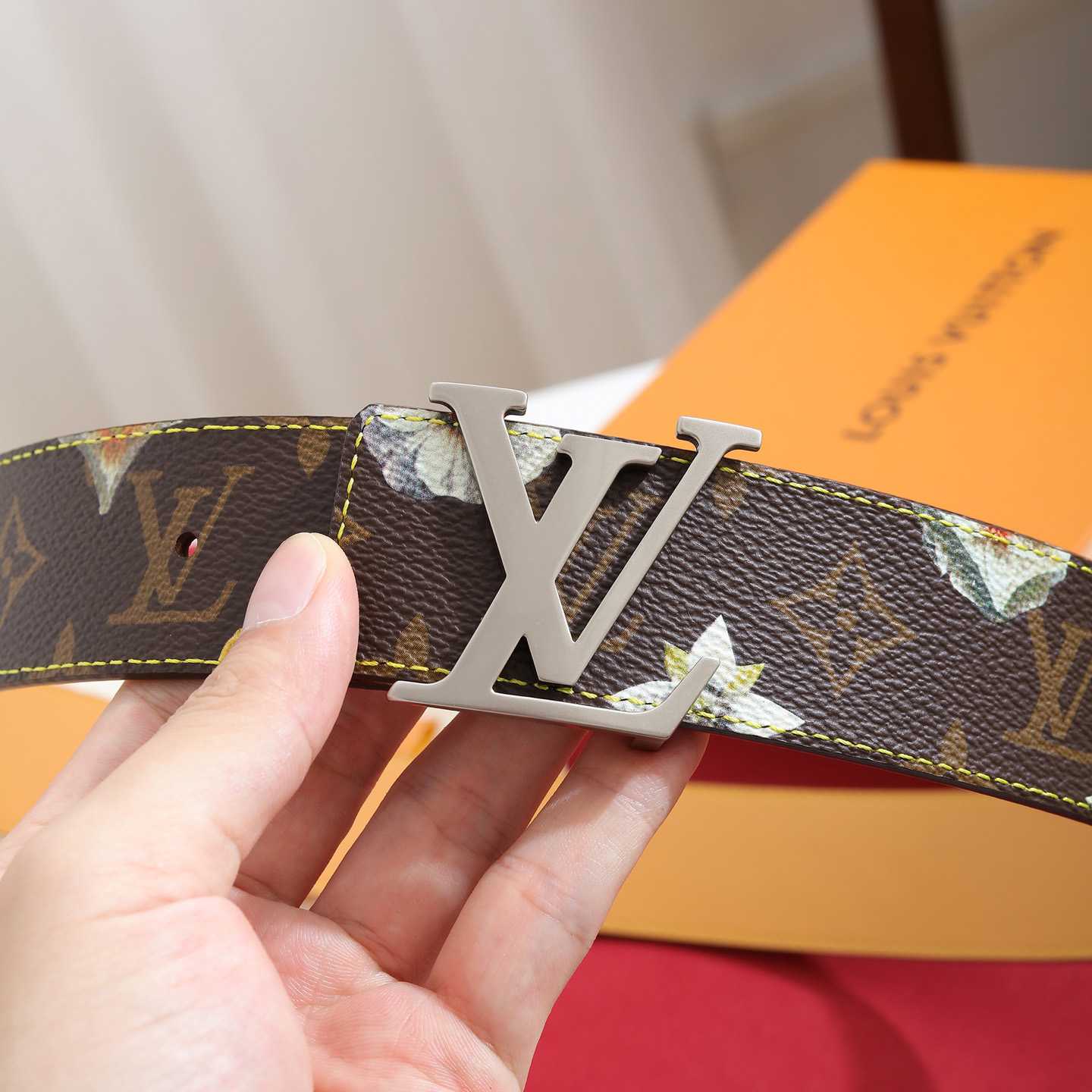 Louis Vuitton LV Initiales Monogram Flower 40mm Reversible Belt - DesignerGu