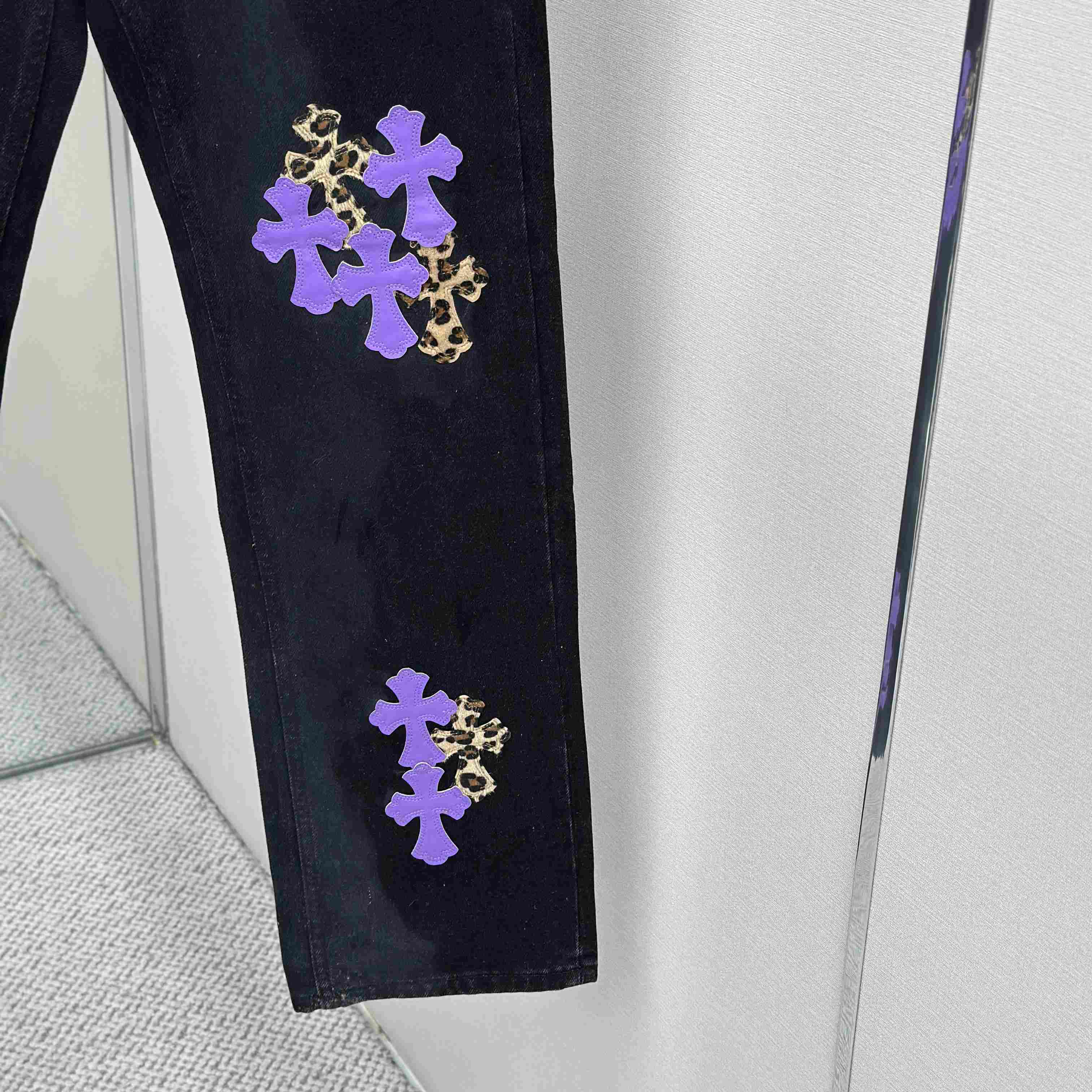 Chrome Hearts Jeans - DesignerGu