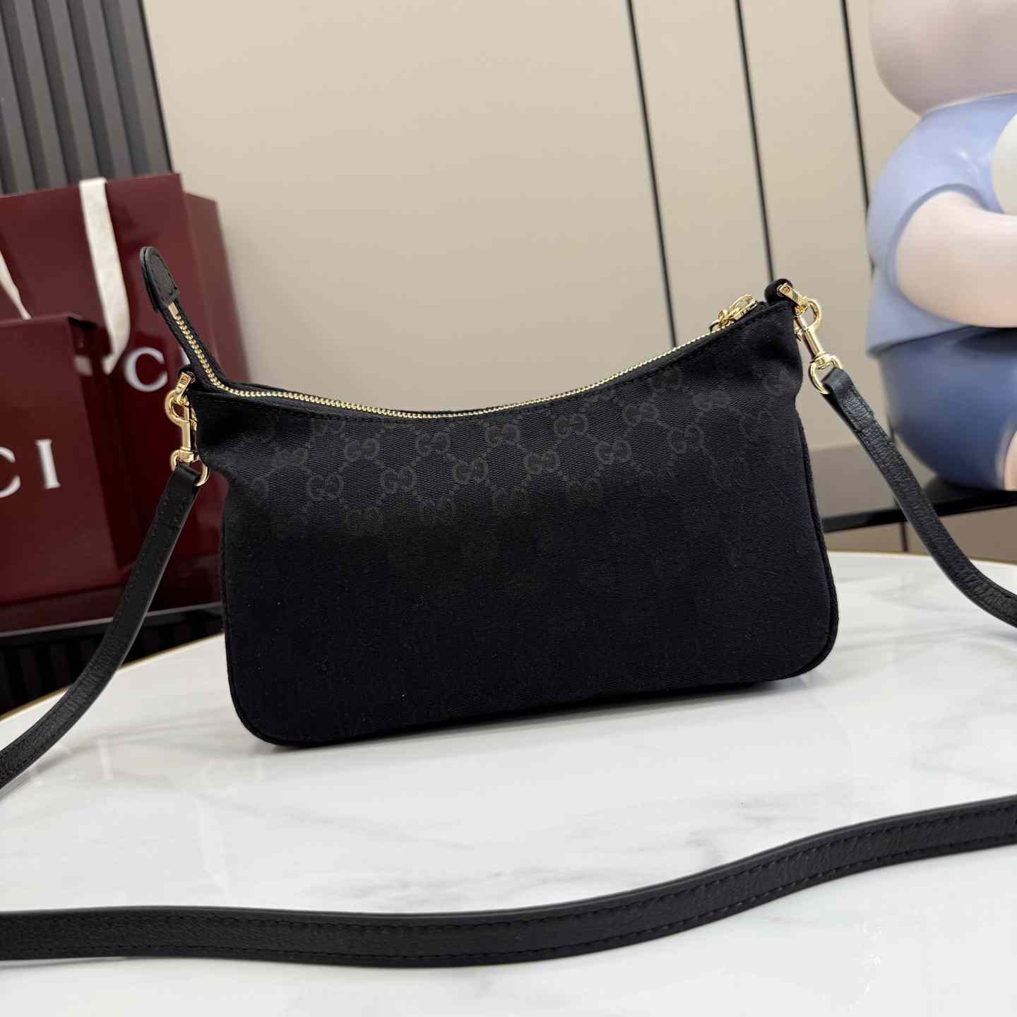 Gucci Lady Lunetta Chain Small Shoulder Bag A0034B - DesignerGu