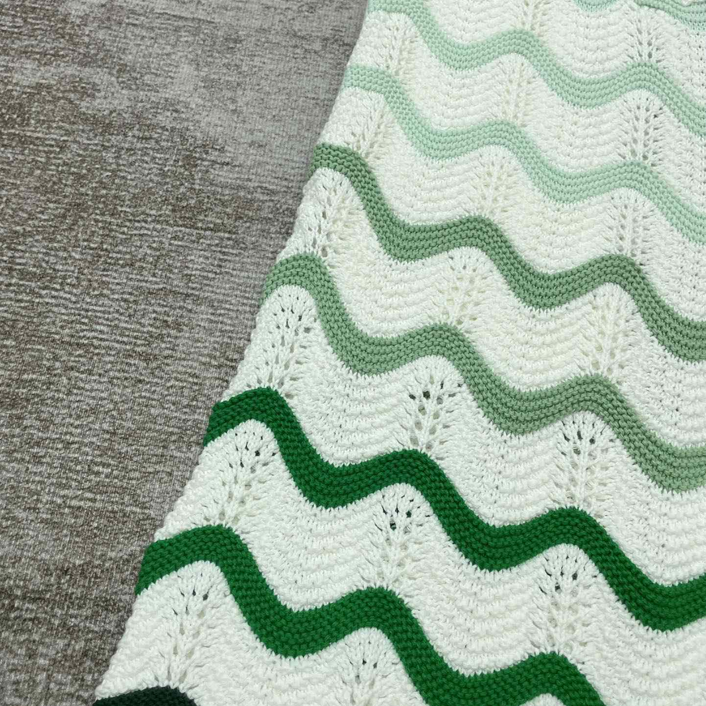 Casablanca Gradient Wave Texture Shorts 'Green/White' D0038 - DesignerGu