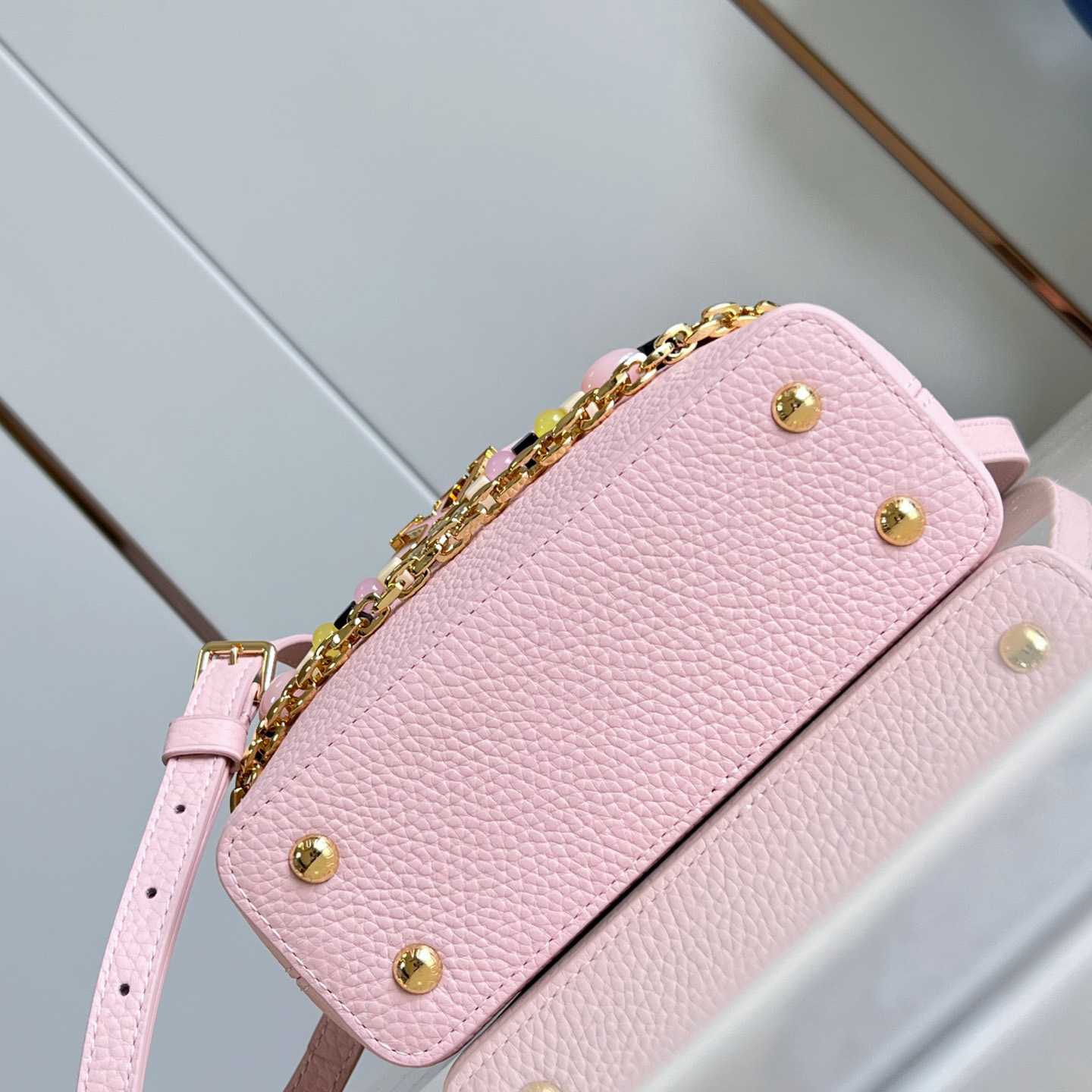 Louis Vuitton Capucines Mini M29500 - DesignerGu