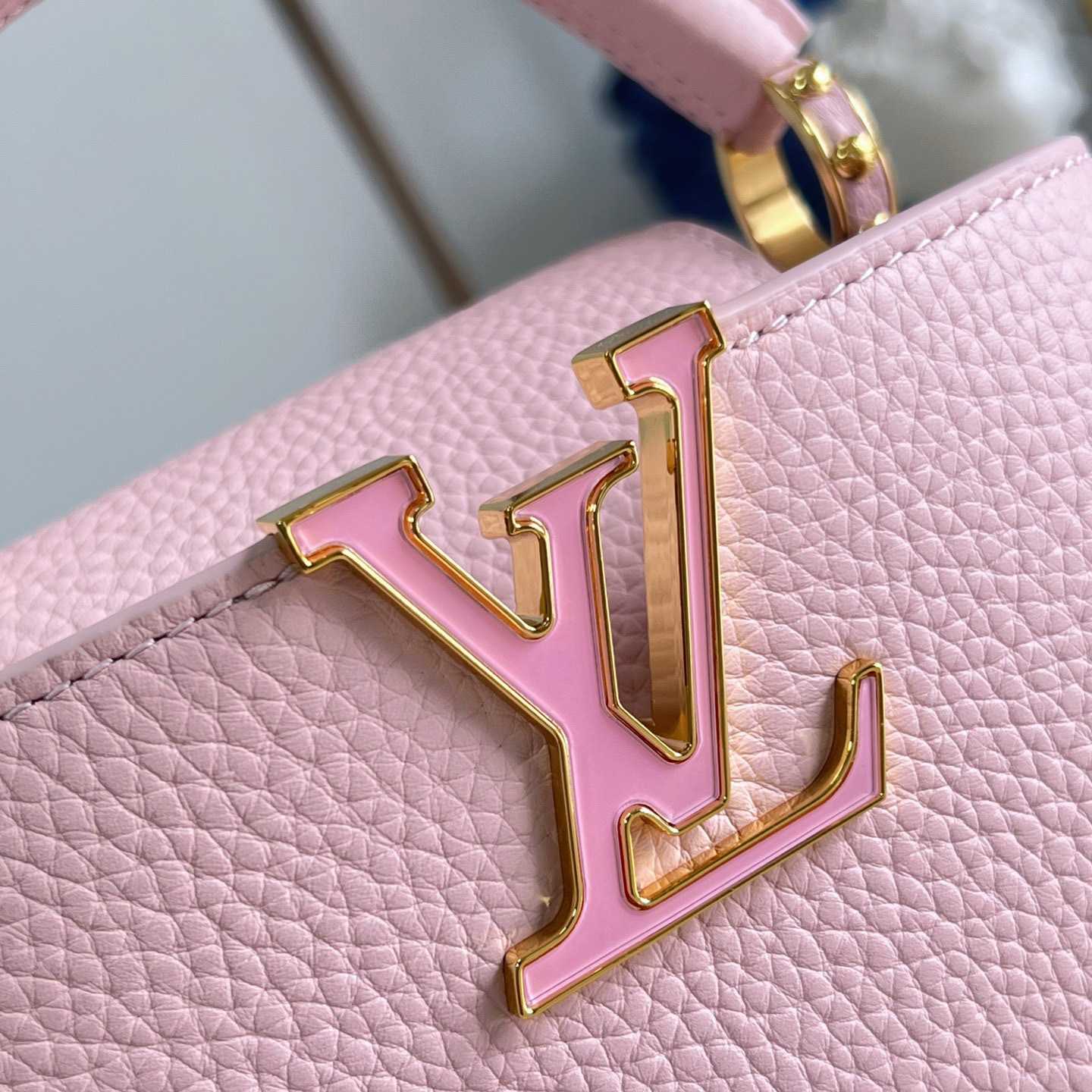 Louis Vuitton Capucines Mini M29500 - DesignerGu