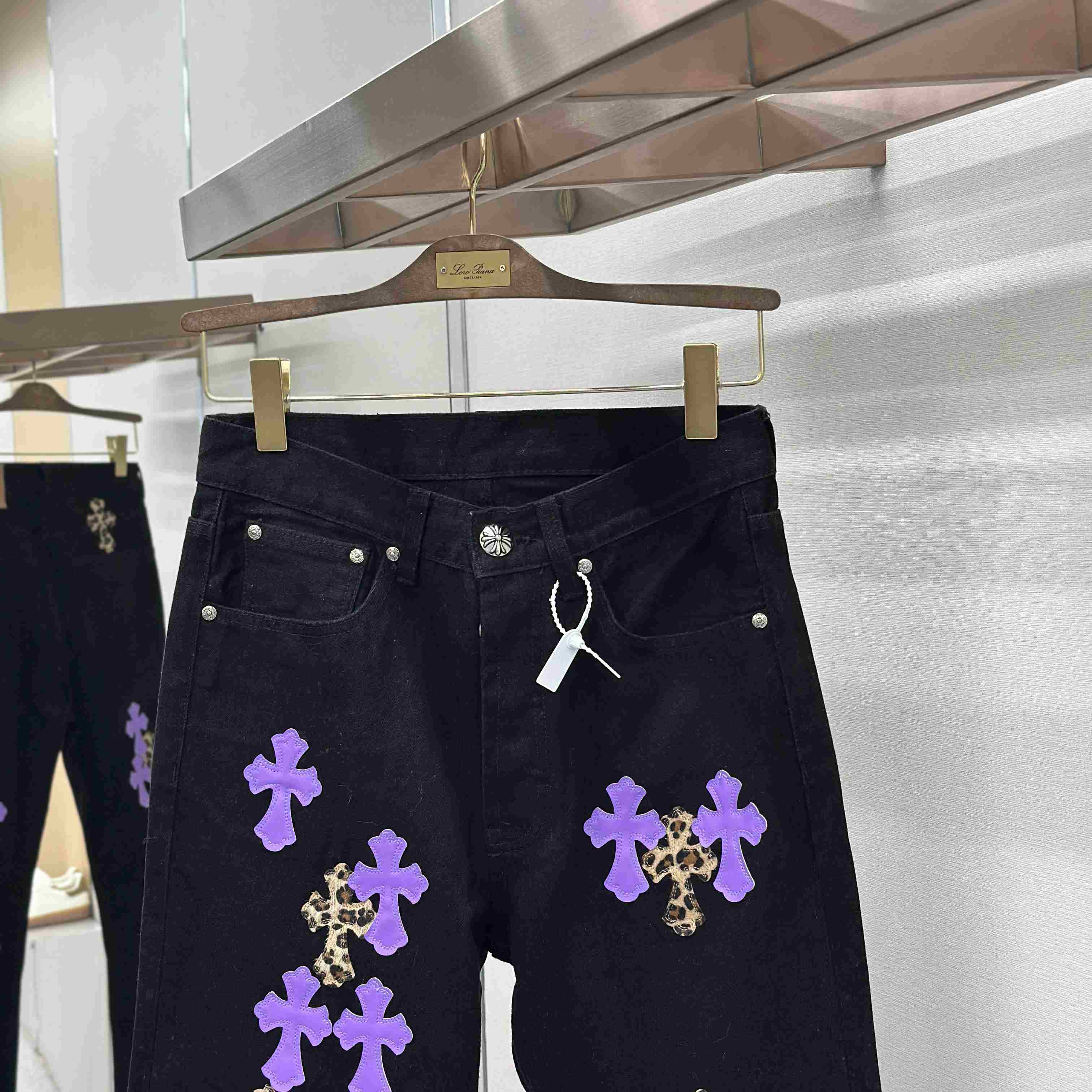 Chrome Hearts Jeans - DesignerGu
